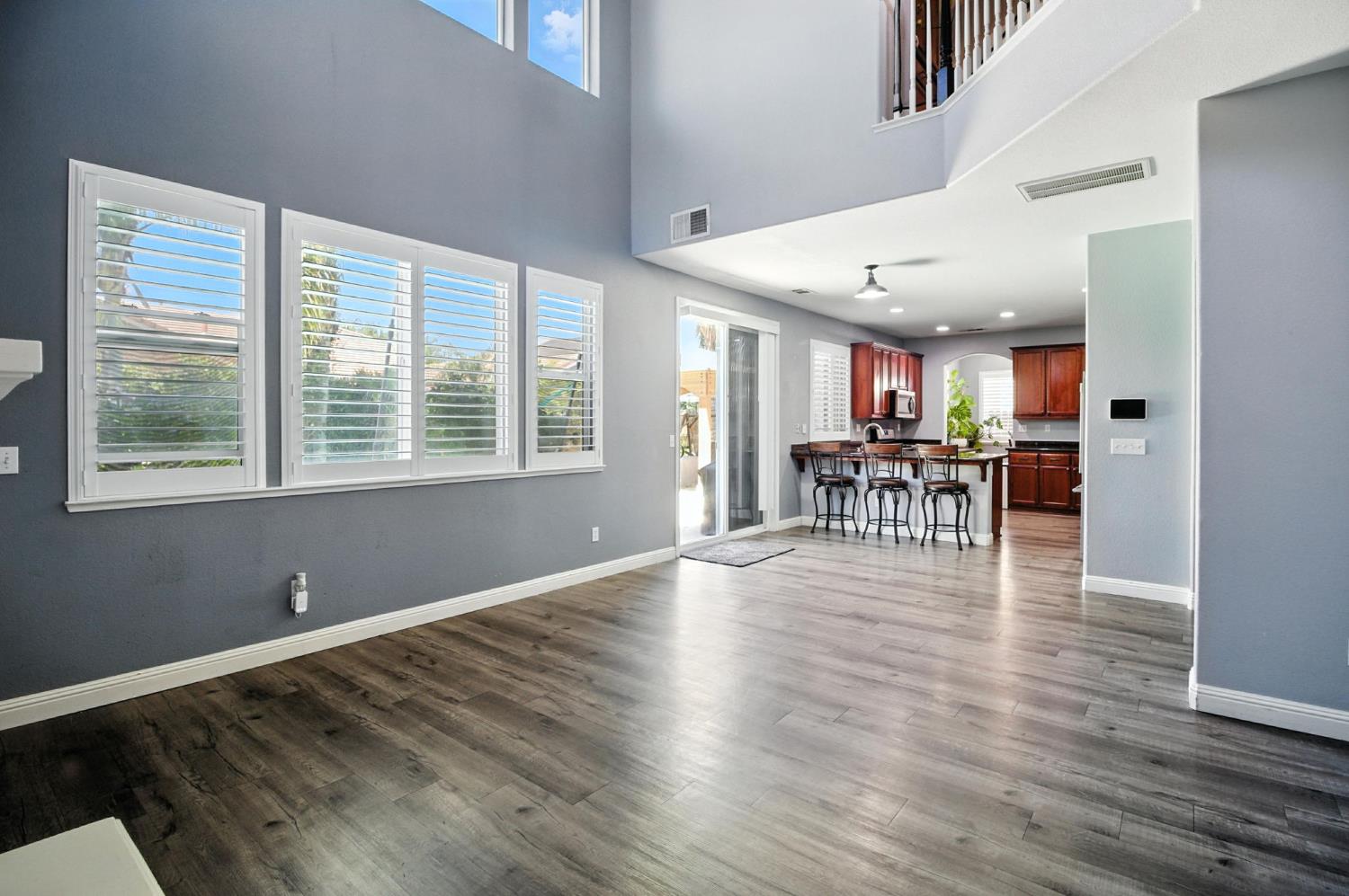 Detail Gallery Image 10 of 31 For 5507 Goldseive Dr, Riverbank,  CA 95367 - 4 Beds | 3 Baths