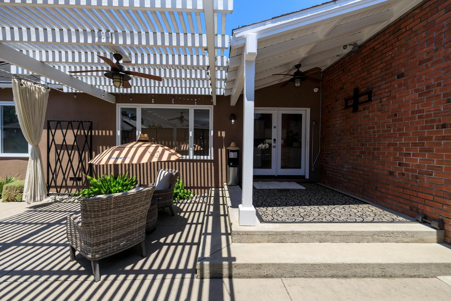 Detail Gallery Image 48 of 56 For 1009 Sycamore Ave, Modesto,  CA 95350 - 3 Beds | 2/1 Baths