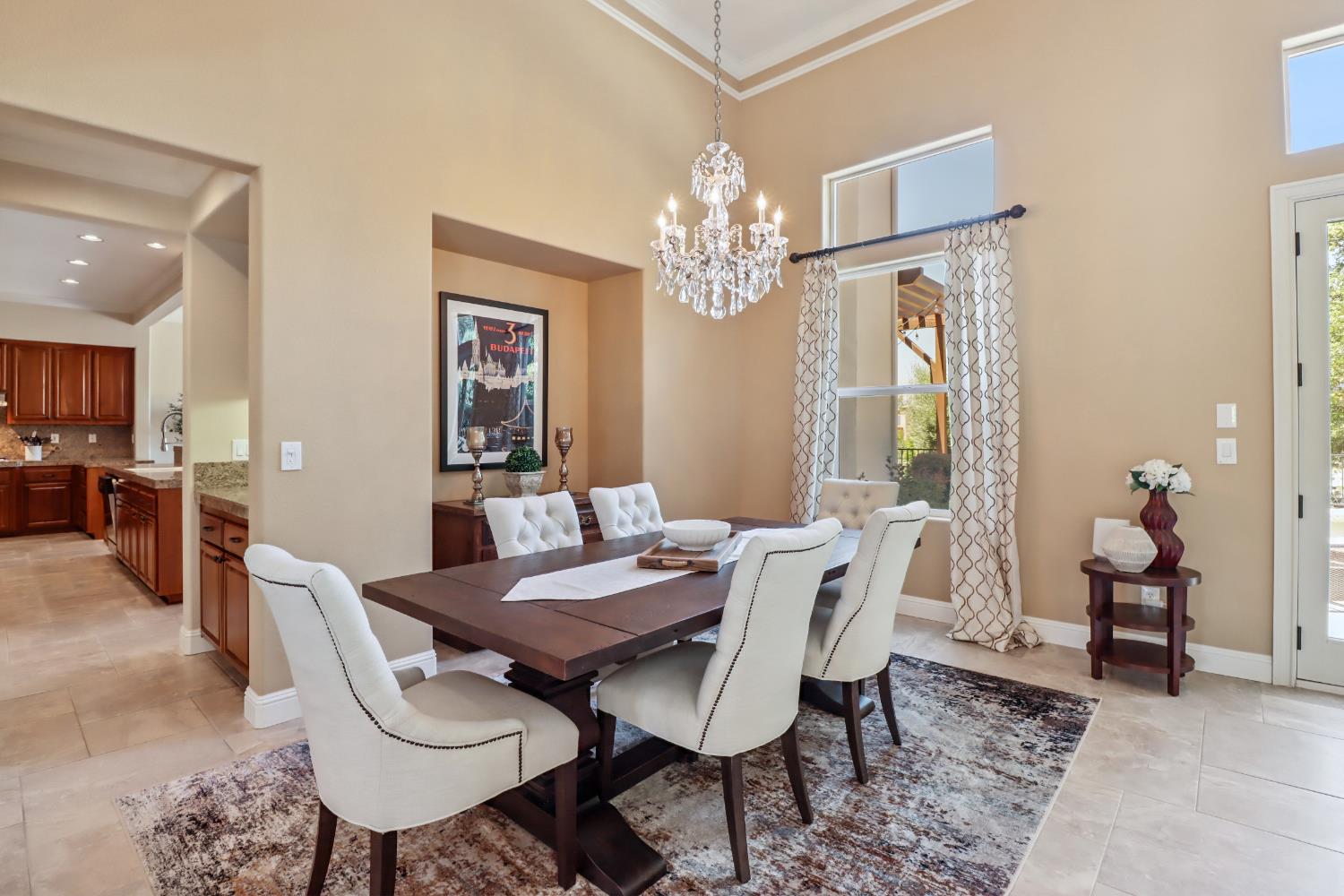 Detail Gallery Image 15 of 59 For 9661 Clos Du Lac Cir, Loomis,  CA 95650 - 4 Beds | 4/1 Baths