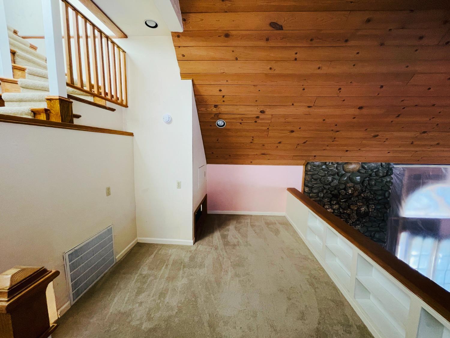 Detail Gallery Image 22 of 45 For 4016 Ridge St, Fair Oaks,  CA 95628 - 4 Beds | 2/1 Baths