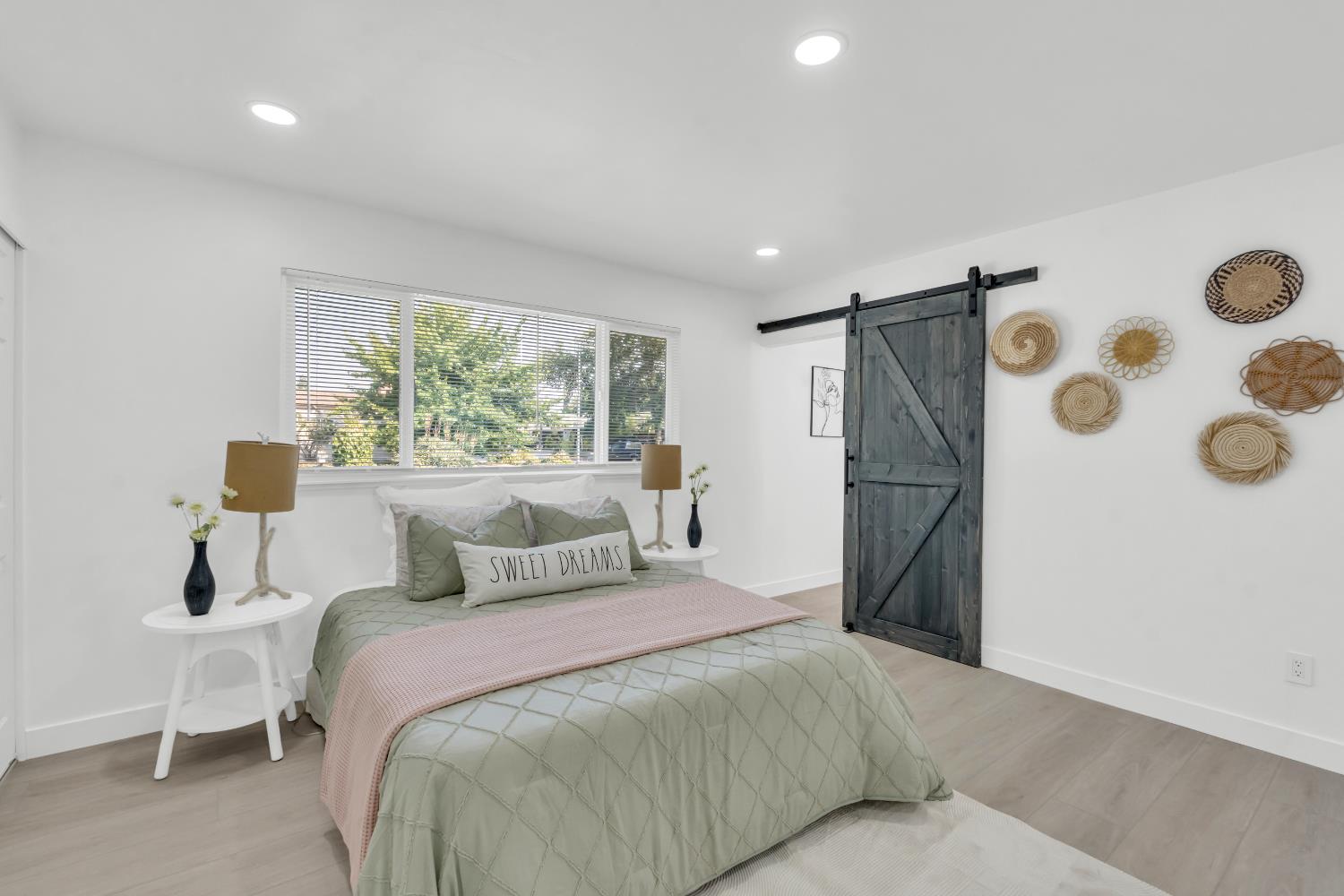 Detail Gallery Image 38 of 66 For 9184 Brian Ct, Sacramento,  CA 95826 - 3 Beds | 2 Baths