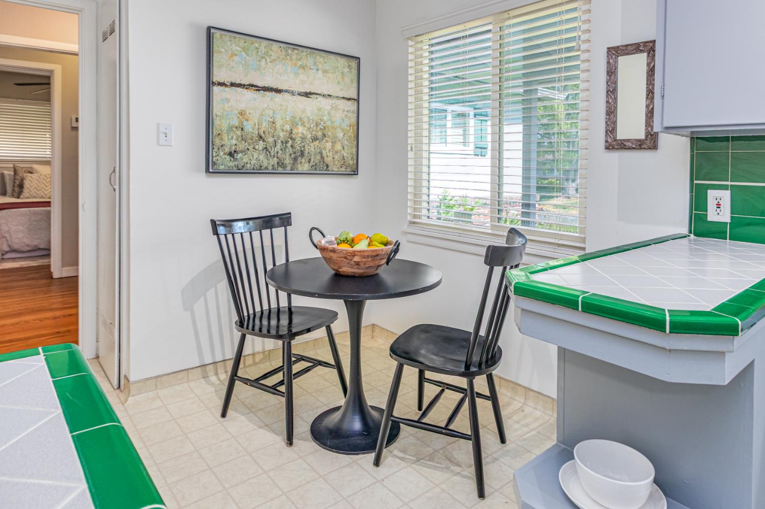Detail Gallery Image 30 of 36 For 3232 Strevel Way, Sacramento,  CA 95825 - 3 Beds | 1/1 Baths