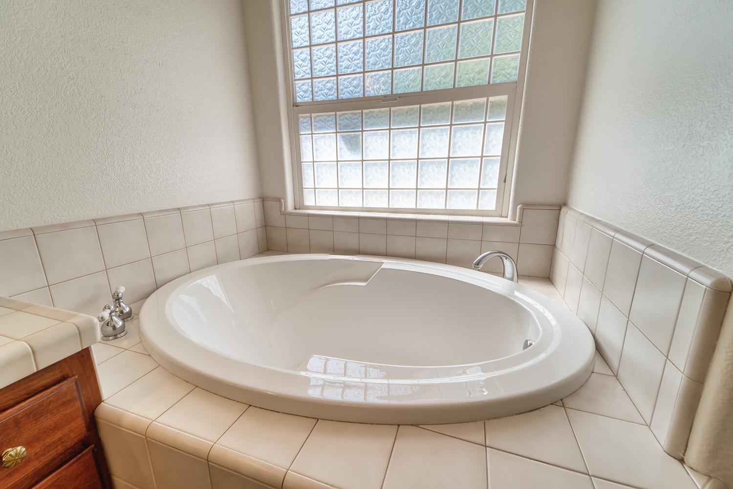 Detail Gallery Image 17 of 48 For 711 Saddleback Dr, Marysville,  CA 95901 - 3 Beds | 2/1 Baths