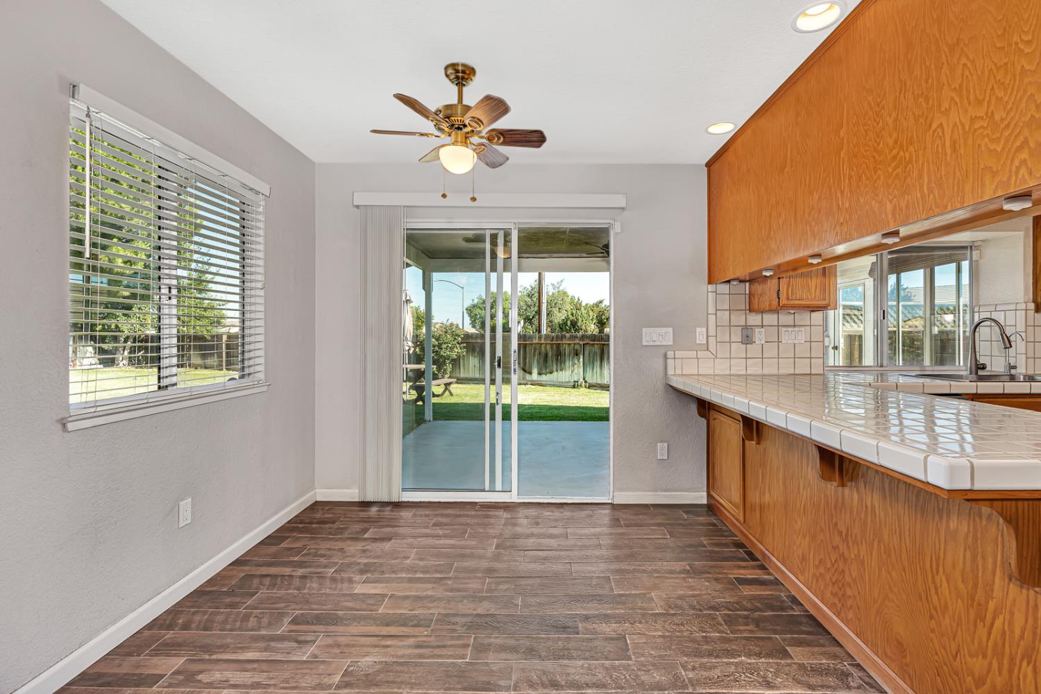 Detail Gallery Image 19 of 58 For 92 Tangelo St, Los Banos,  CA 93635 - 3 Beds | 2/1 Baths