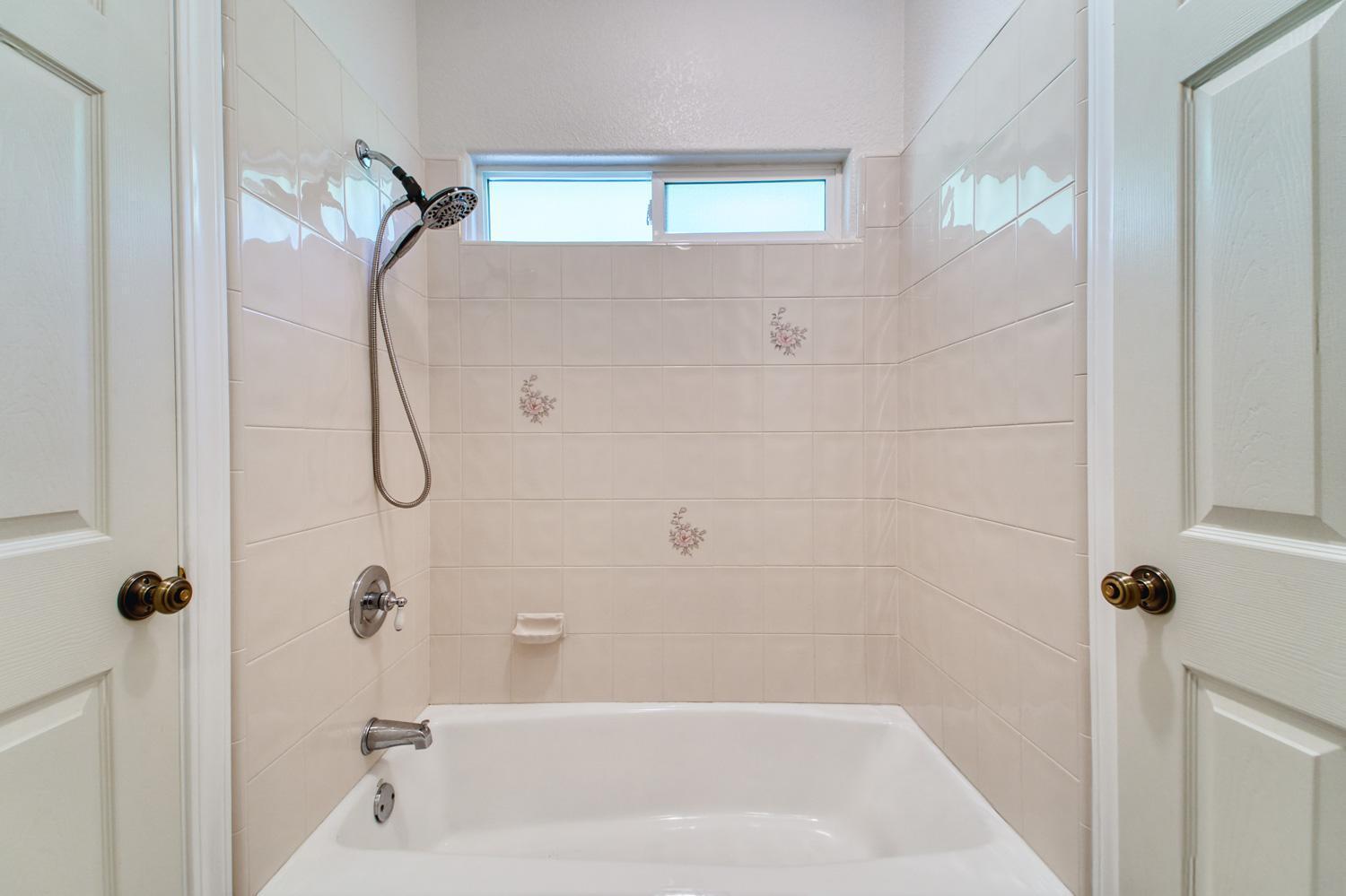 Detail Gallery Image 26 of 48 For 711 Saddleback Dr, Marysville,  CA 95901 - 3 Beds | 2/1 Baths