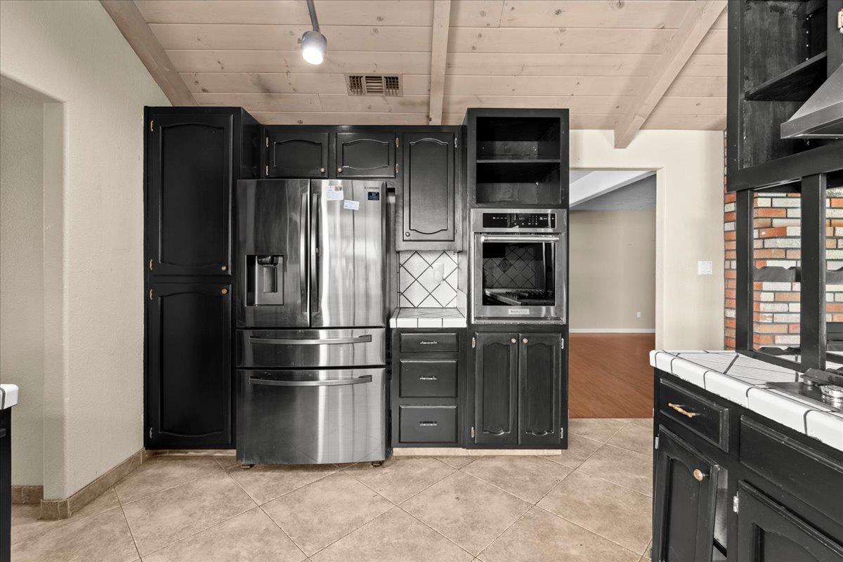 Detail Gallery Image 11 of 34 For 1300 Grover Dr, Modesto,  CA 95351 - 3 Beds | 2/1 Baths