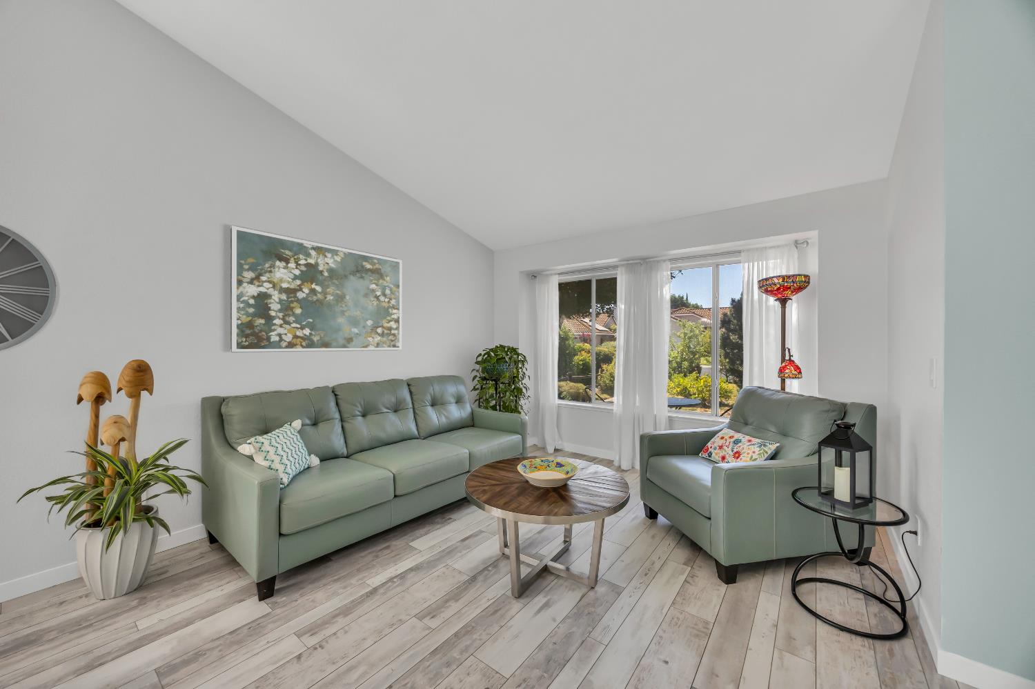 Detail Gallery Image 8 of 57 For 5112 Charter Ct, Rocklin,  CA 95765 - 4 Beds | 2 Baths