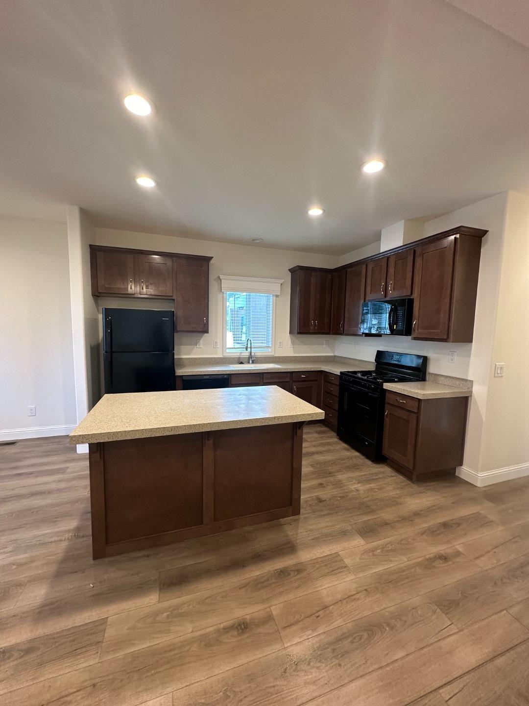 Detail Gallery Image 1 of 14 For 3740 Blackwood Rd 61, South Lake Tahoe,  CA 96150 - 3 Beds | 2 Baths