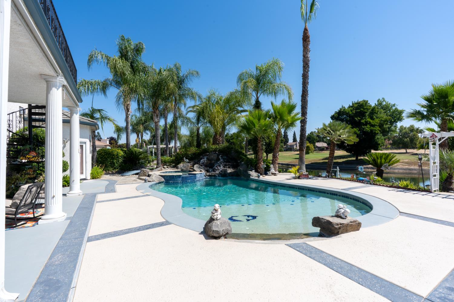 Detail Gallery Image 16 of 96 For 6663 Desert Springs St, Chowchilla,  CA 93610 - 5 Beds | 4 Baths