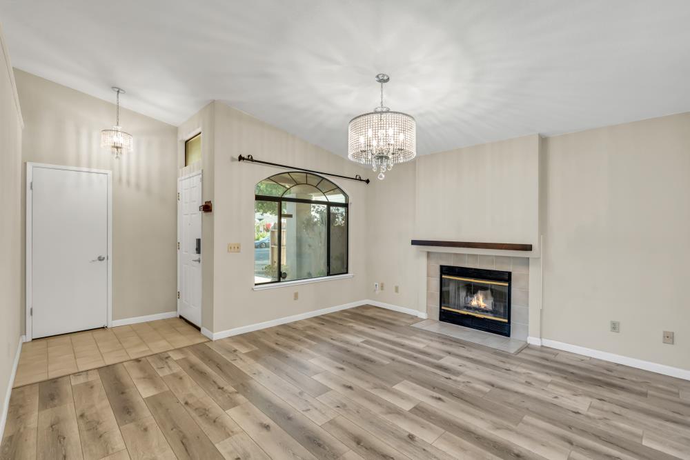 Detail Gallery Image 3 of 33 For 8200 Northam Dr, Antelope,  CA 95843 - 3 Beds | 2 Baths
