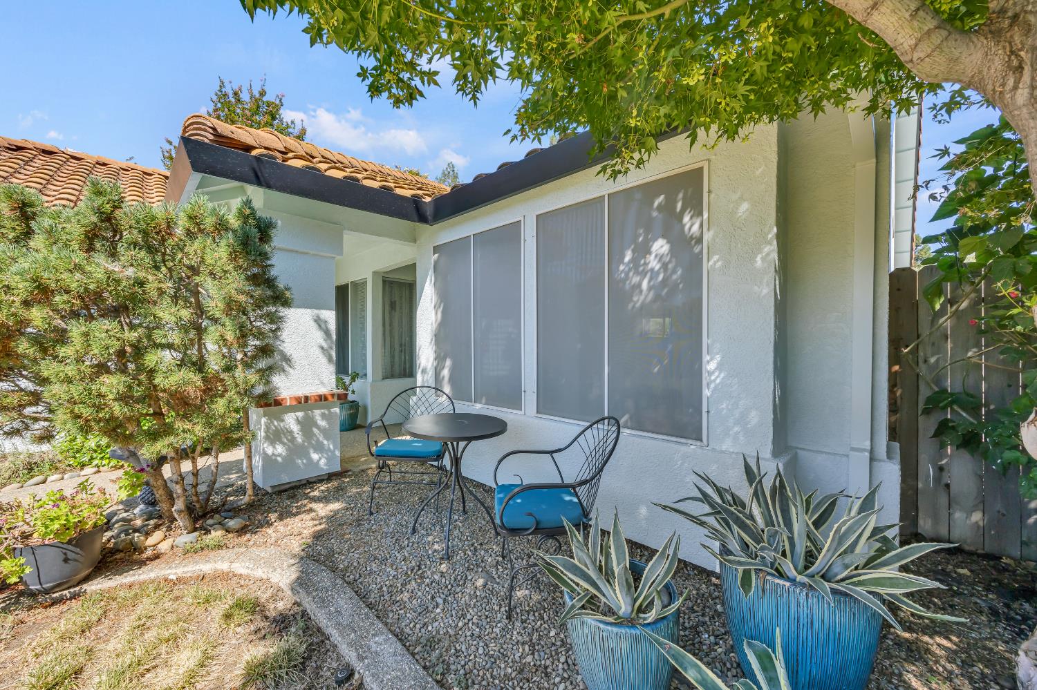 Detail Gallery Image 5 of 57 For 5112 Charter Ct, Rocklin,  CA 95765 - 4 Beds | 2 Baths