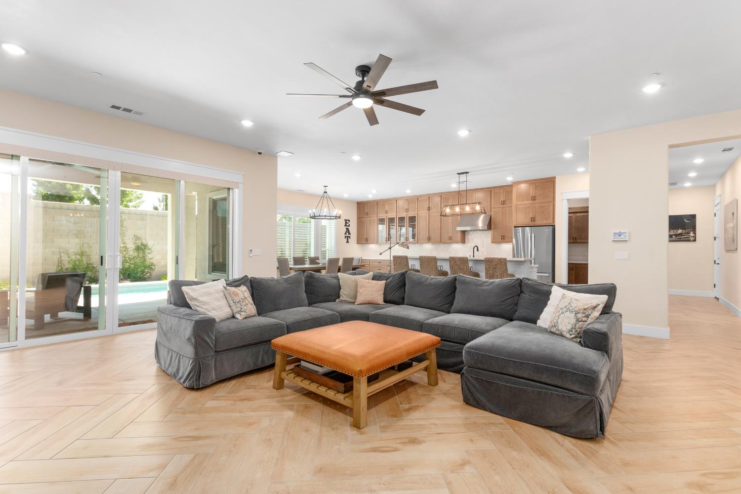 Detail Gallery Image 22 of 60 For 2101 via Prego, Oakdale,  CA 95361 - 3 Beds | 3/1 Baths