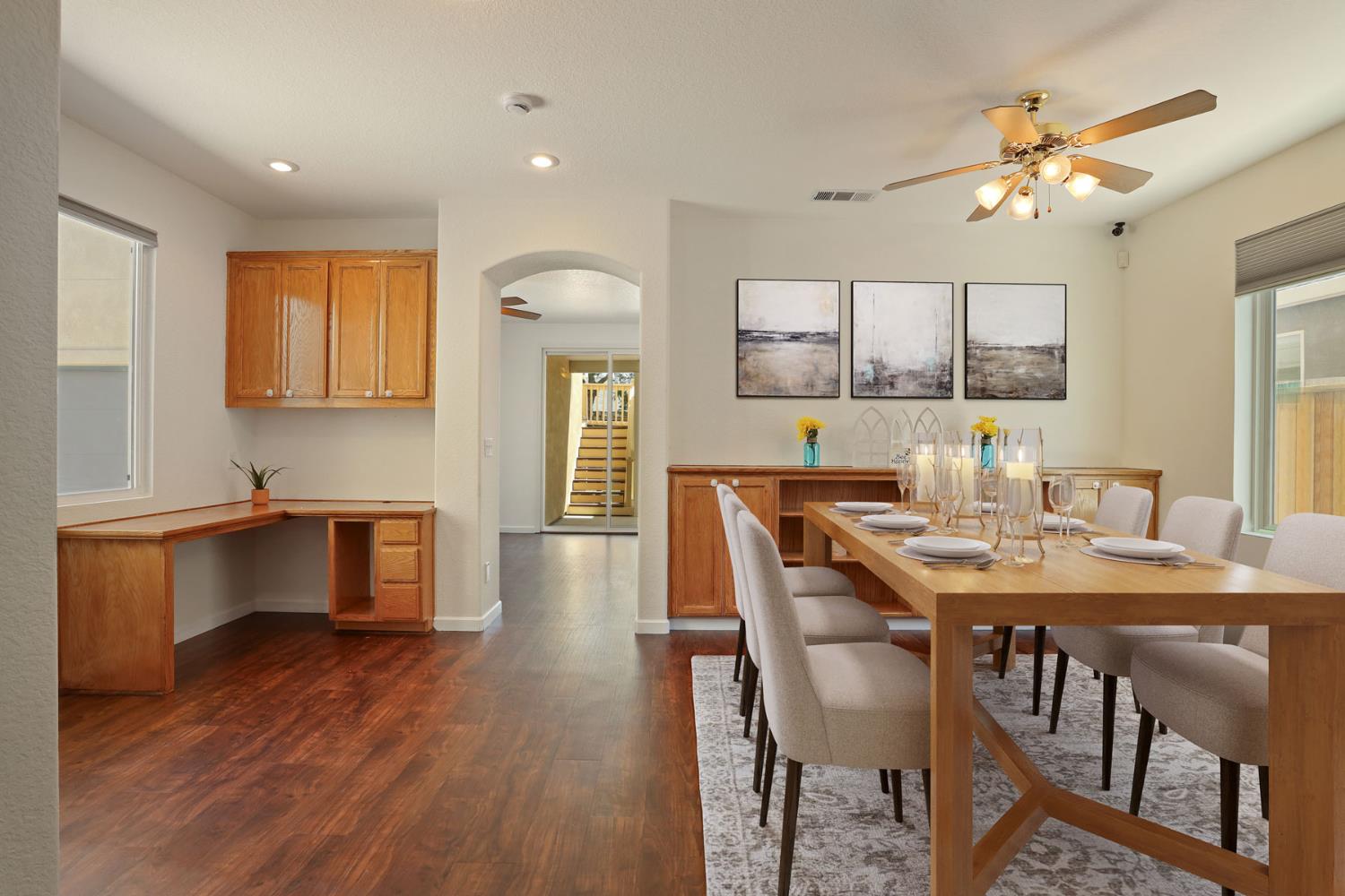 Detail Gallery Image 6 of 16 For 1262 Syracuse Ln, Manteca,  CA 95336 - 4 Beds | 2/1 Baths