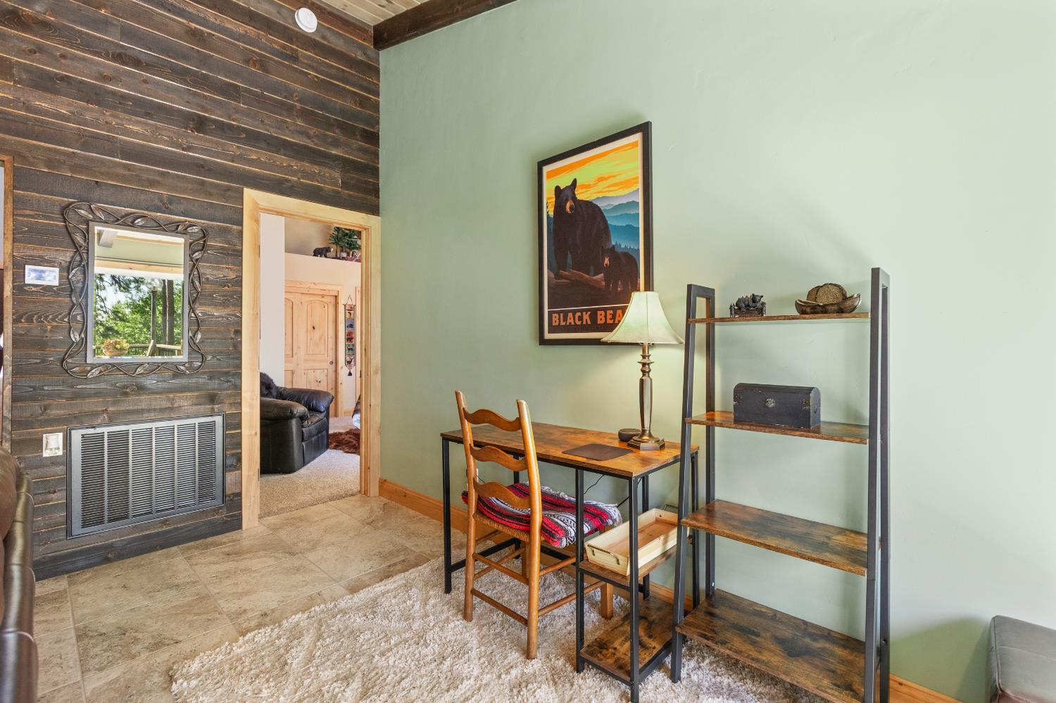 Detail Gallery Image 11 of 62 For 4414 Sierra Springs Dr, Pollock Pines,  CA 95726 - 2 Beds | 2 Baths