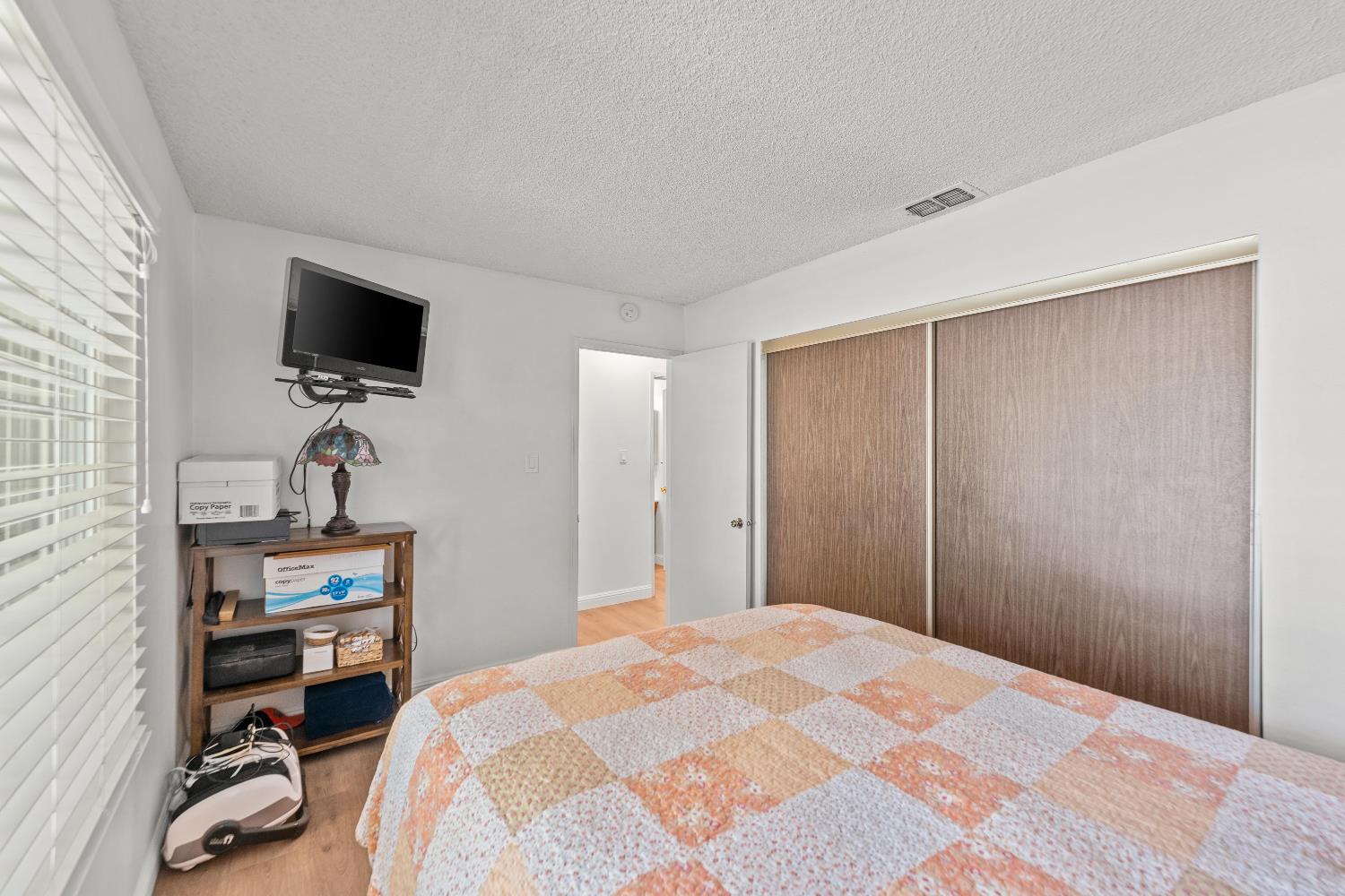 Detail Gallery Image 21 of 39 For 8852 Salmon Falls Dr, Sacramento,  CA 95826 - 3 Beds | 2 Baths