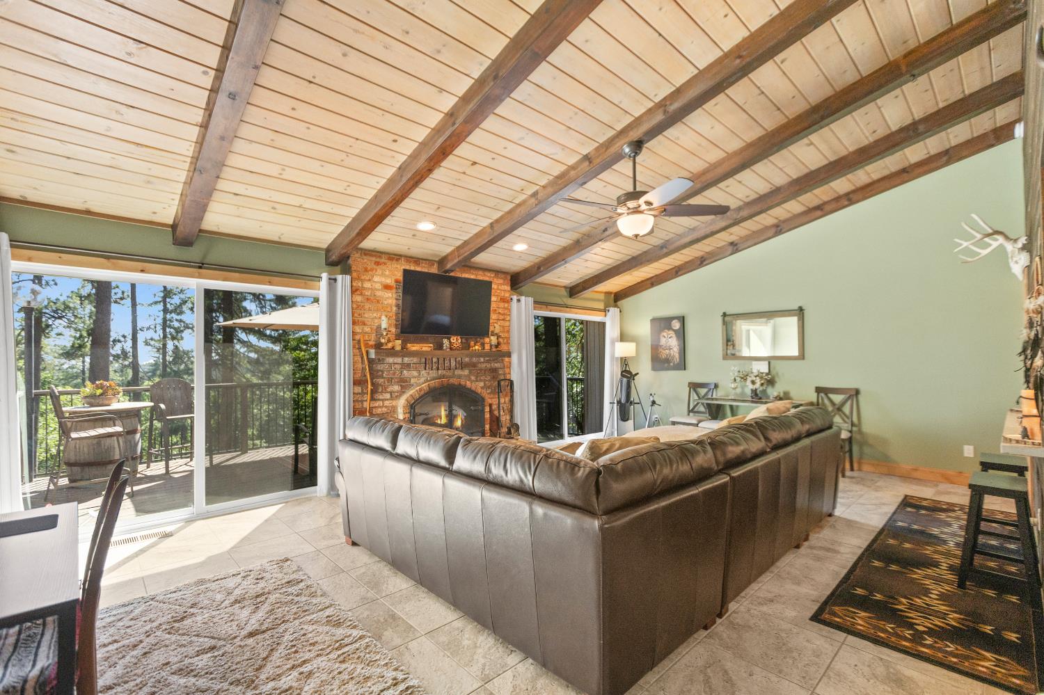 Detail Gallery Image 6 of 62 For 4414 Sierra Springs Dr, Pollock Pines,  CA 95726 - 2 Beds | 2 Baths