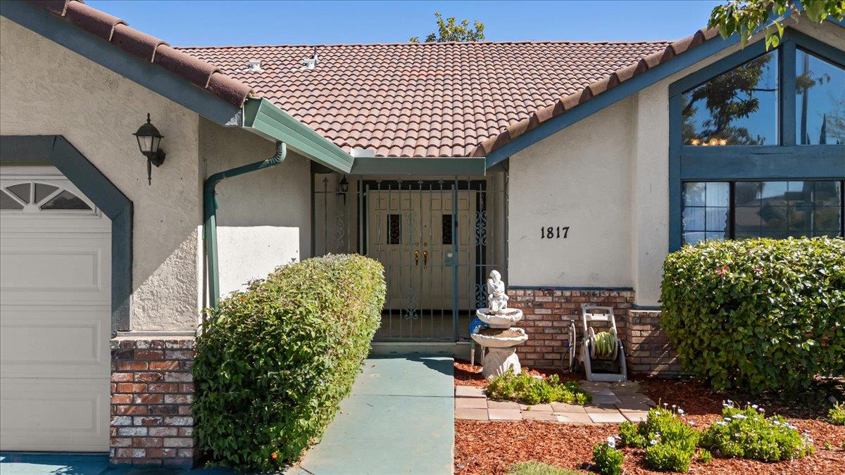 Detail Gallery Image 5 of 48 For 1817 Sauvignon Dr, Modesto,  CA 95351 - 3 Beds | 2 Baths
