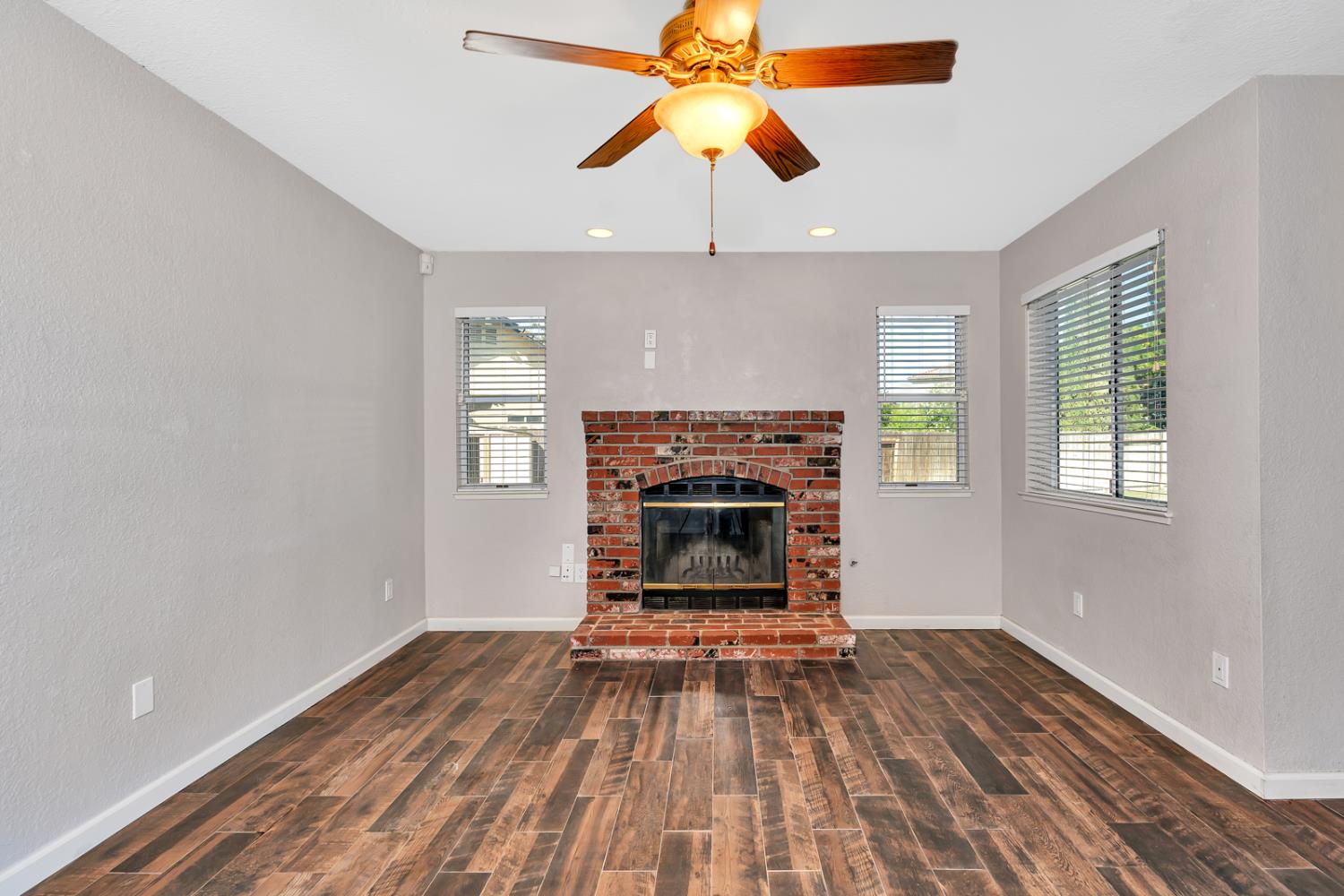 Detail Gallery Image 20 of 58 For 92 Tangelo St, Los Banos,  CA 93635 - 3 Beds | 2/1 Baths