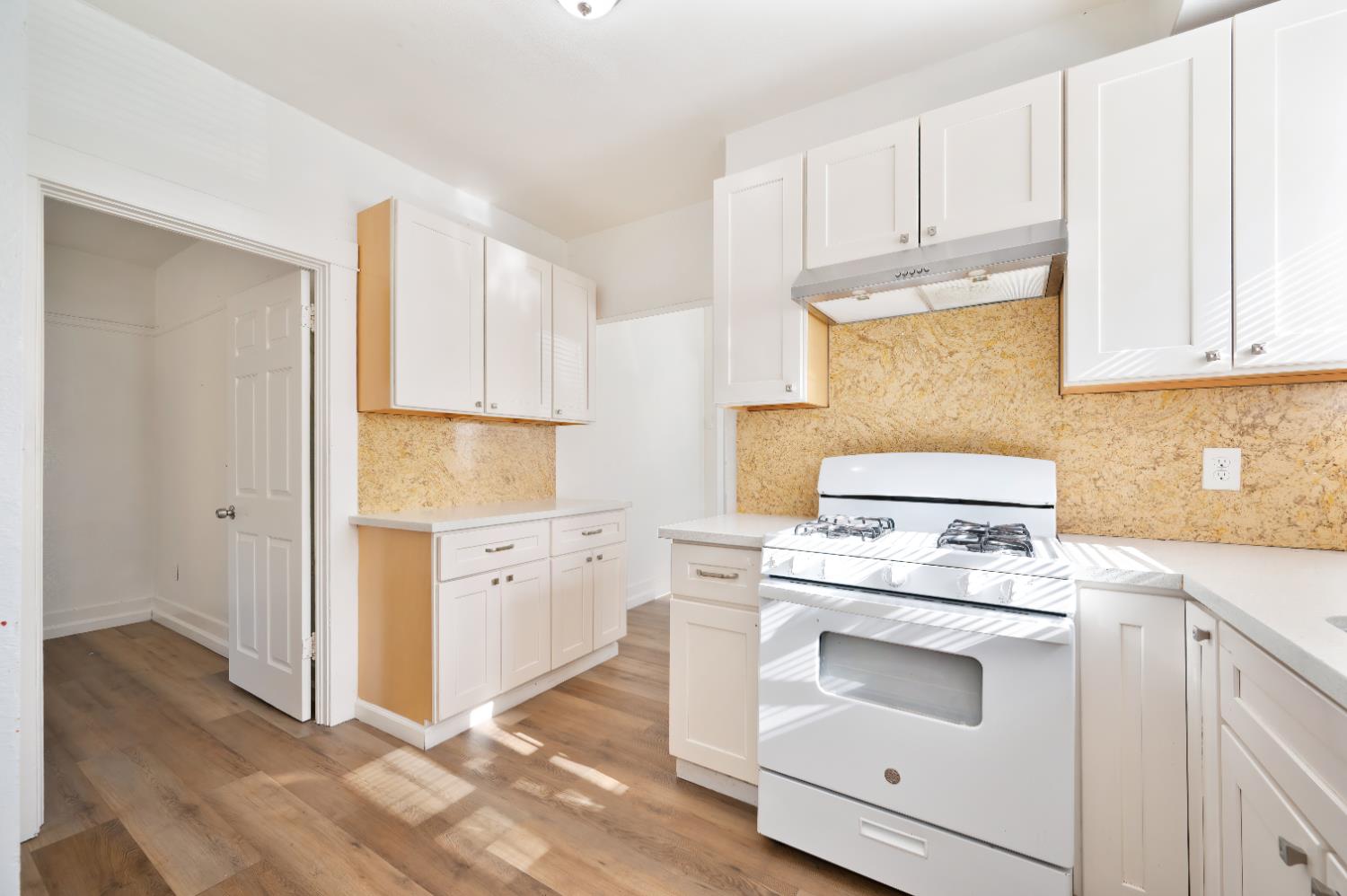 Detail Gallery Image 24 of 47 For 911 Cross St, Woodland,  CA 95695 - – Beds | – Baths