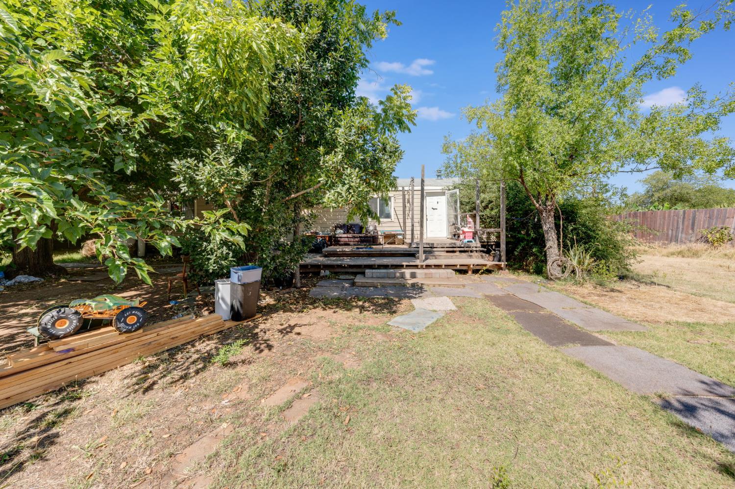 Detail Gallery Image 4 of 53 For 1863 20th St, Oroville,  CA 95965 - 2 Beds | 2 Baths