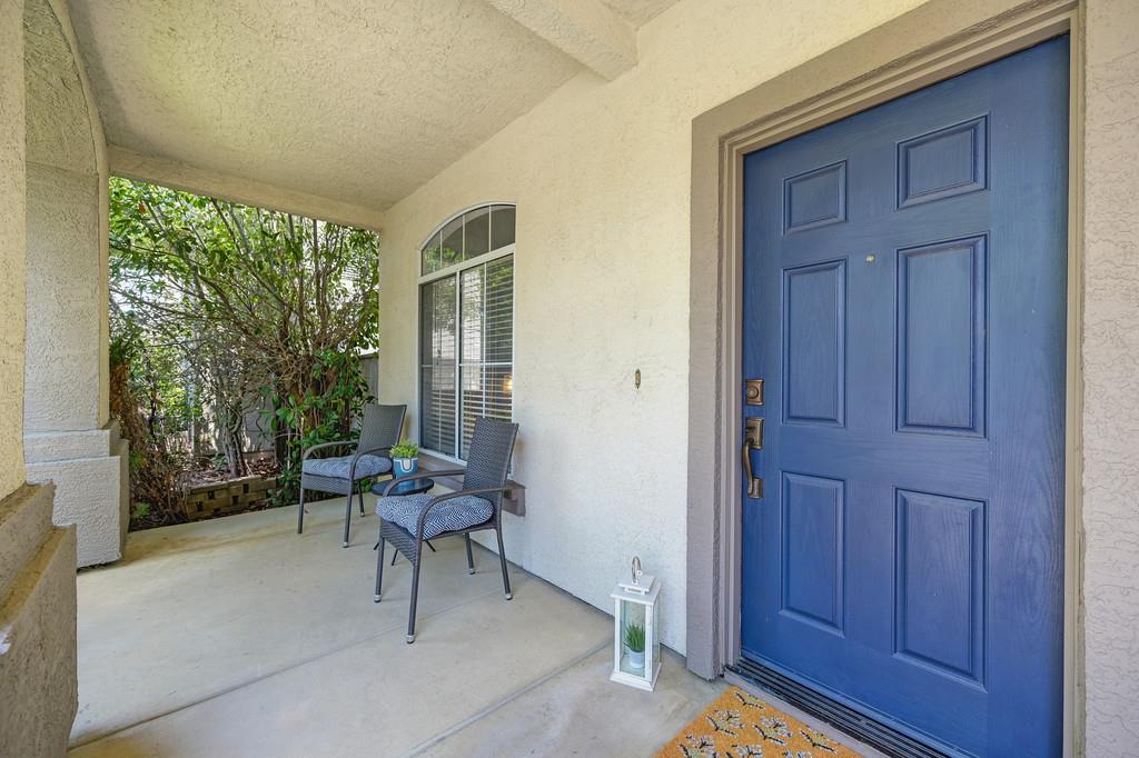 Detail Gallery Image 5 of 51 For 9567 Diamond Point Ln, Elk Grove,  CA 95758 - 4 Beds | 2/1 Baths