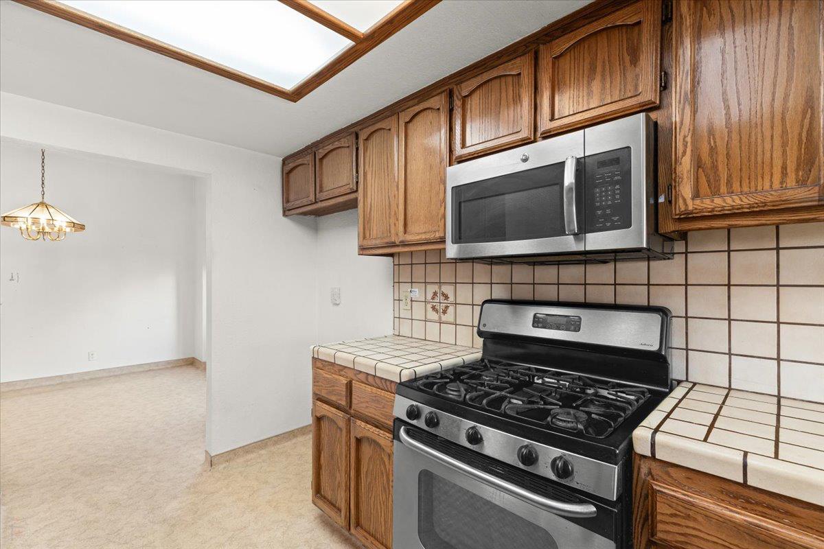 Detail Gallery Image 15 of 48 For 1817 Sauvignon Dr, Modesto,  CA 95351 - 3 Beds | 2 Baths