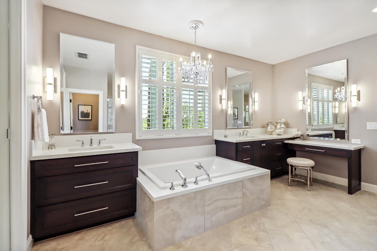 Detail Gallery Image 38 of 59 For 9661 Clos Du Lac Cir, Loomis,  CA 95650 - 4 Beds | 4/1 Baths