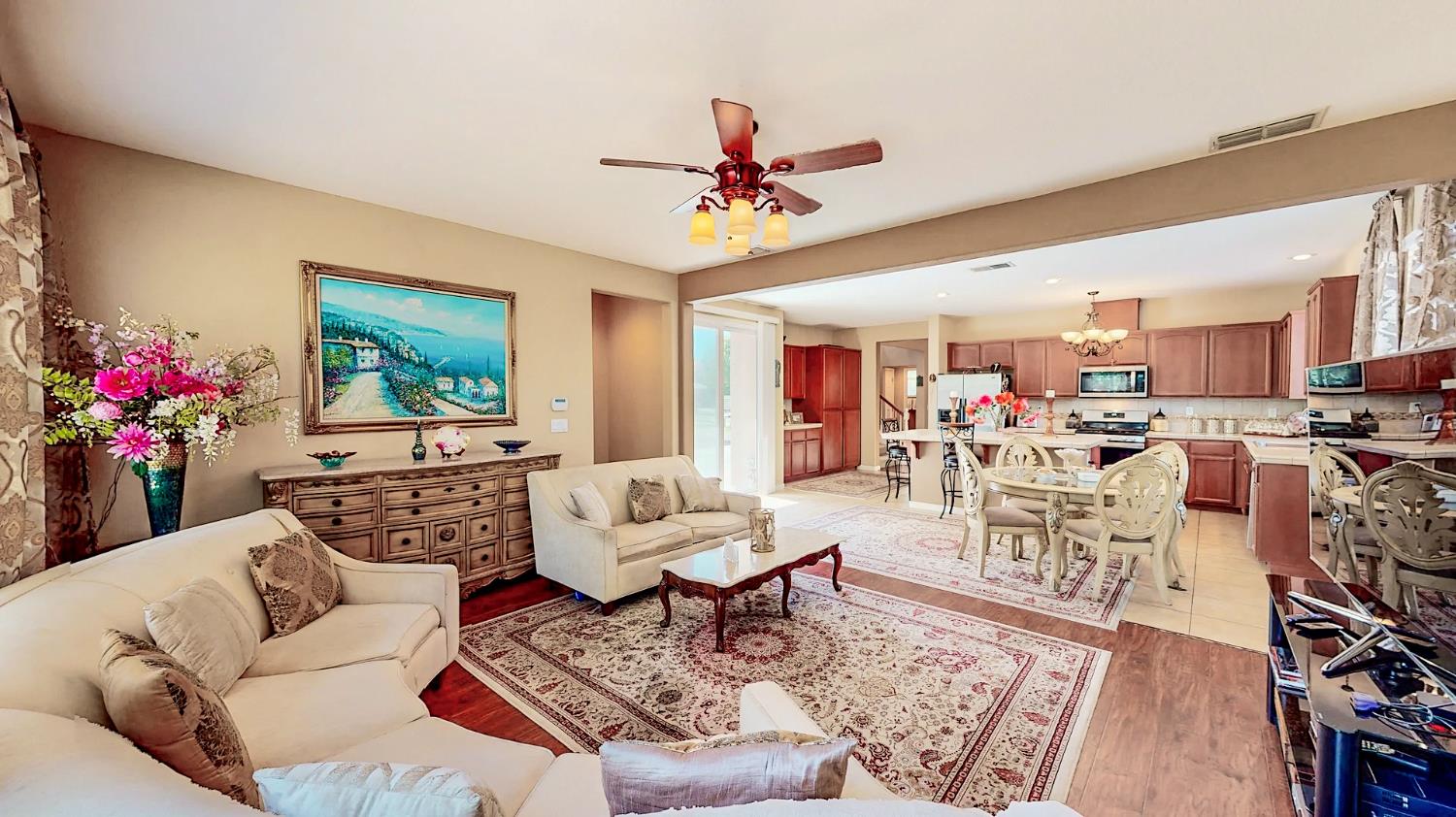 Detail Gallery Image 11 of 37 For 4138 Enclave Dr, Turlock,  CA 95382 - 4 Beds | 2/1 Baths