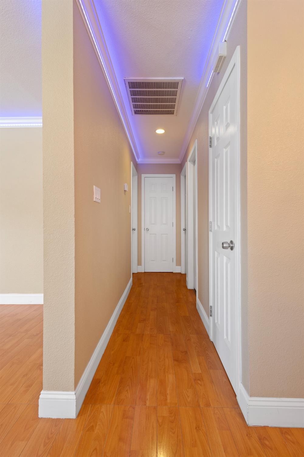 Detail Gallery Image 28 of 64 For 6732 Bismarck Dr, North Highlands,  CA 95660 - 5 Beds | 2/1 Baths