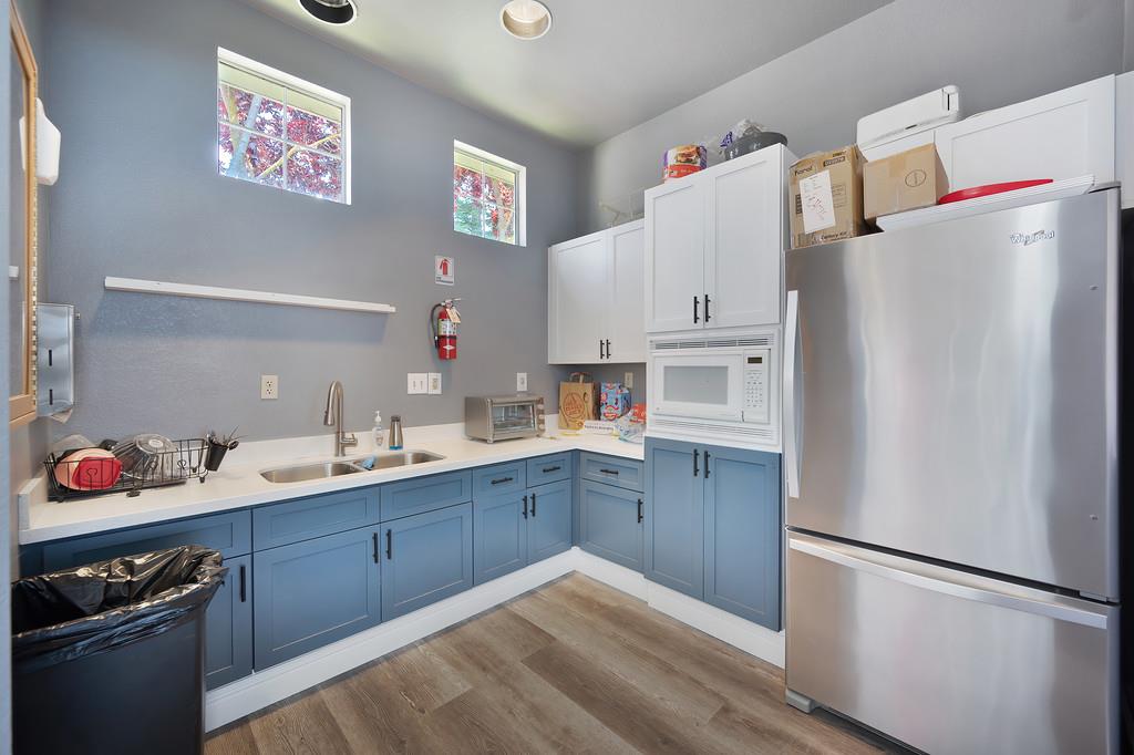 Detail Gallery Image 40 of 51 For 9567 Diamond Point Ln, Elk Grove,  CA 95758 - 4 Beds | 2/1 Baths