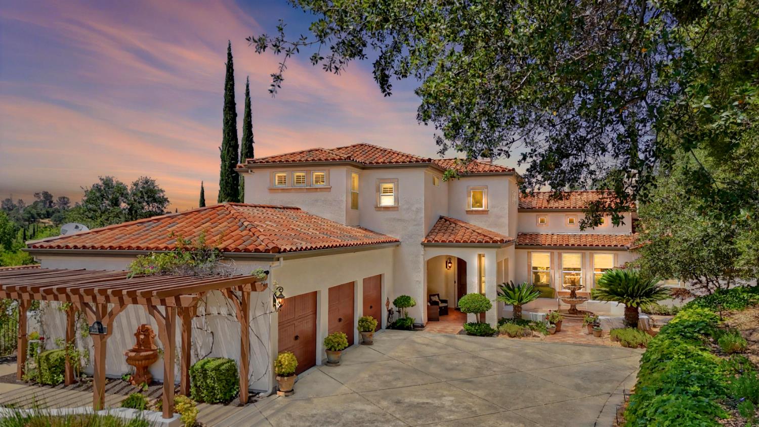 Detail Gallery Image 1 of 59 For 9661 Clos Du Lac Cir, Loomis,  CA 95650 - 4 Beds | 4/1 Baths
