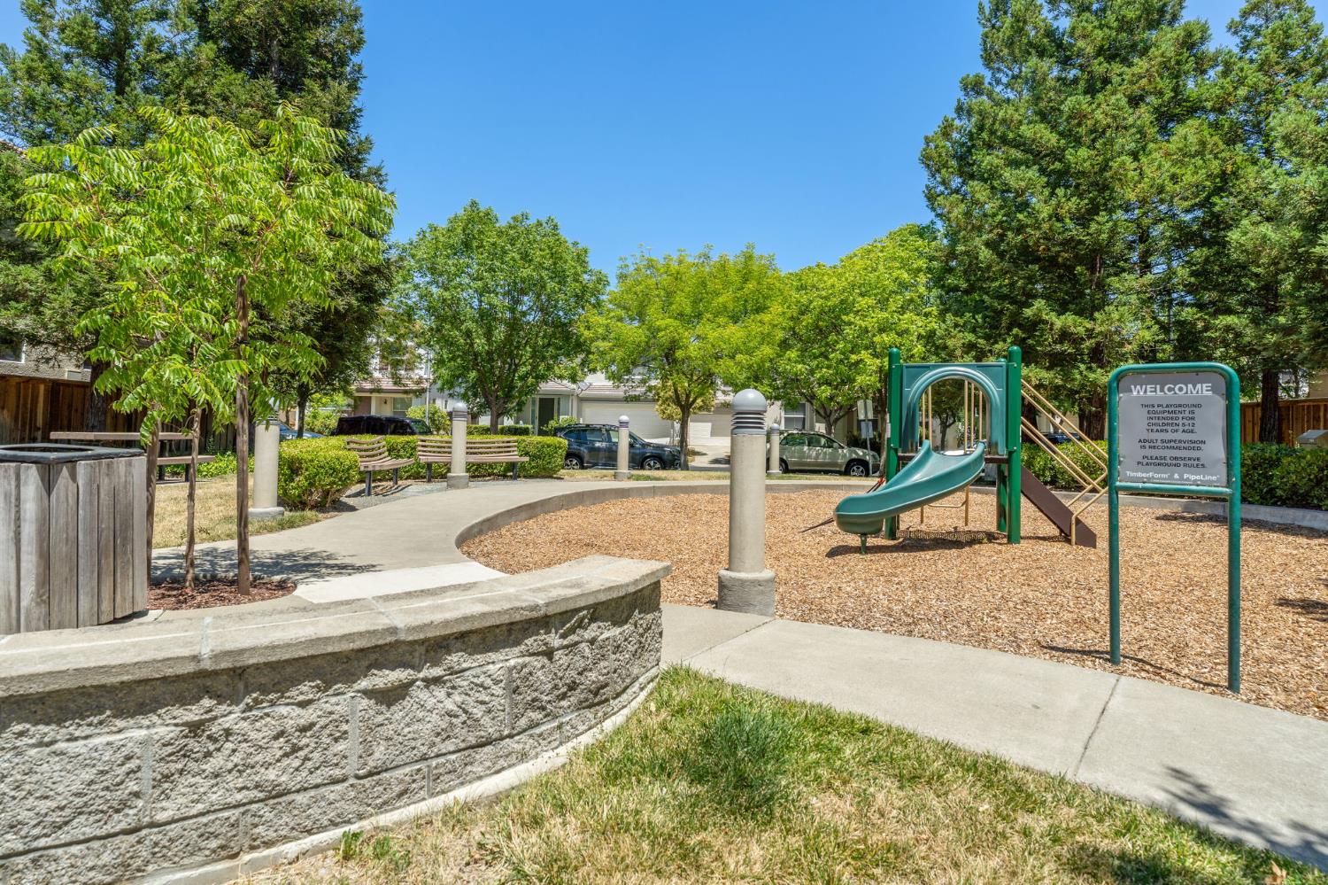 Detail Gallery Image 18 of 18 For 1086 Azalea Ln, Concord,  CA 94520 - 4 Beds | 2/1 Baths