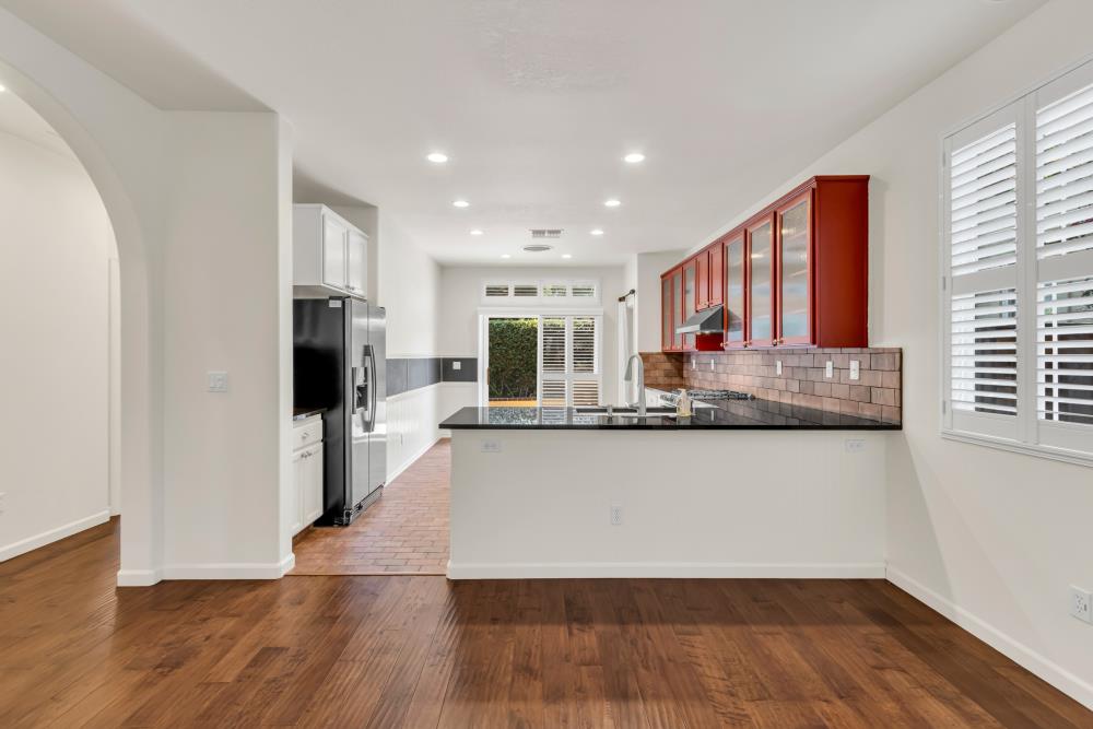 Detail Gallery Image 13 of 62 For 107 Dragonfly Cir, Sacramento,  CA 95834 - 3 Beds | 2 Baths