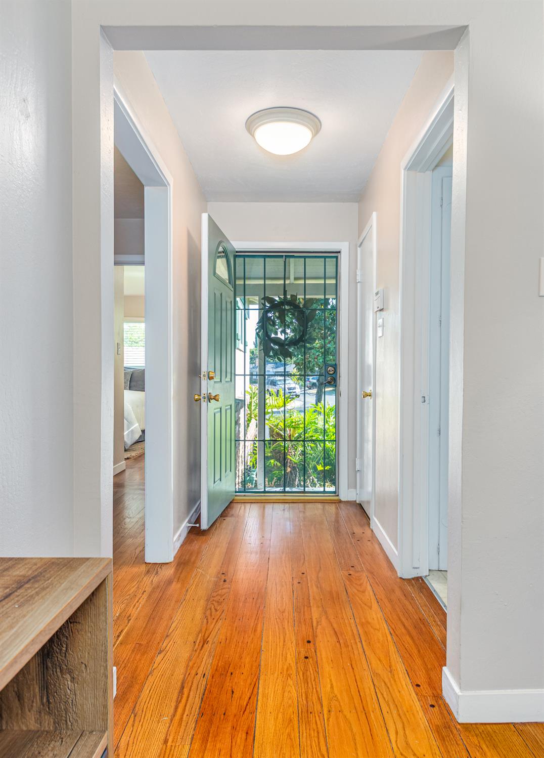 Detail Gallery Image 11 of 36 For 3232 Strevel Way, Sacramento,  CA 95825 - 3 Beds | 1/1 Baths