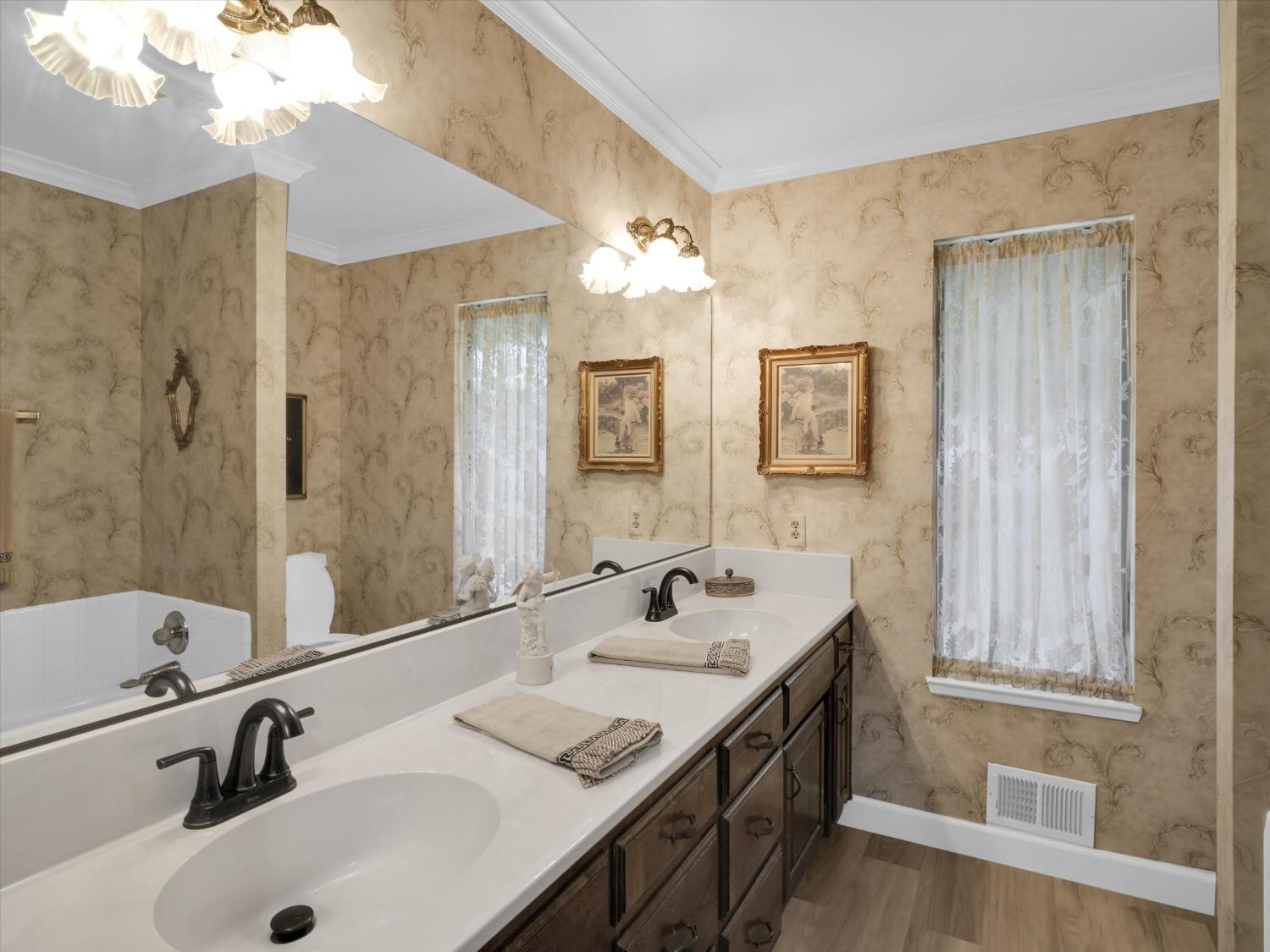 Detail Gallery Image 27 of 47 For 1805 Cardigan Way, Modesto,  CA 95355 - 4 Beds | 3 Baths