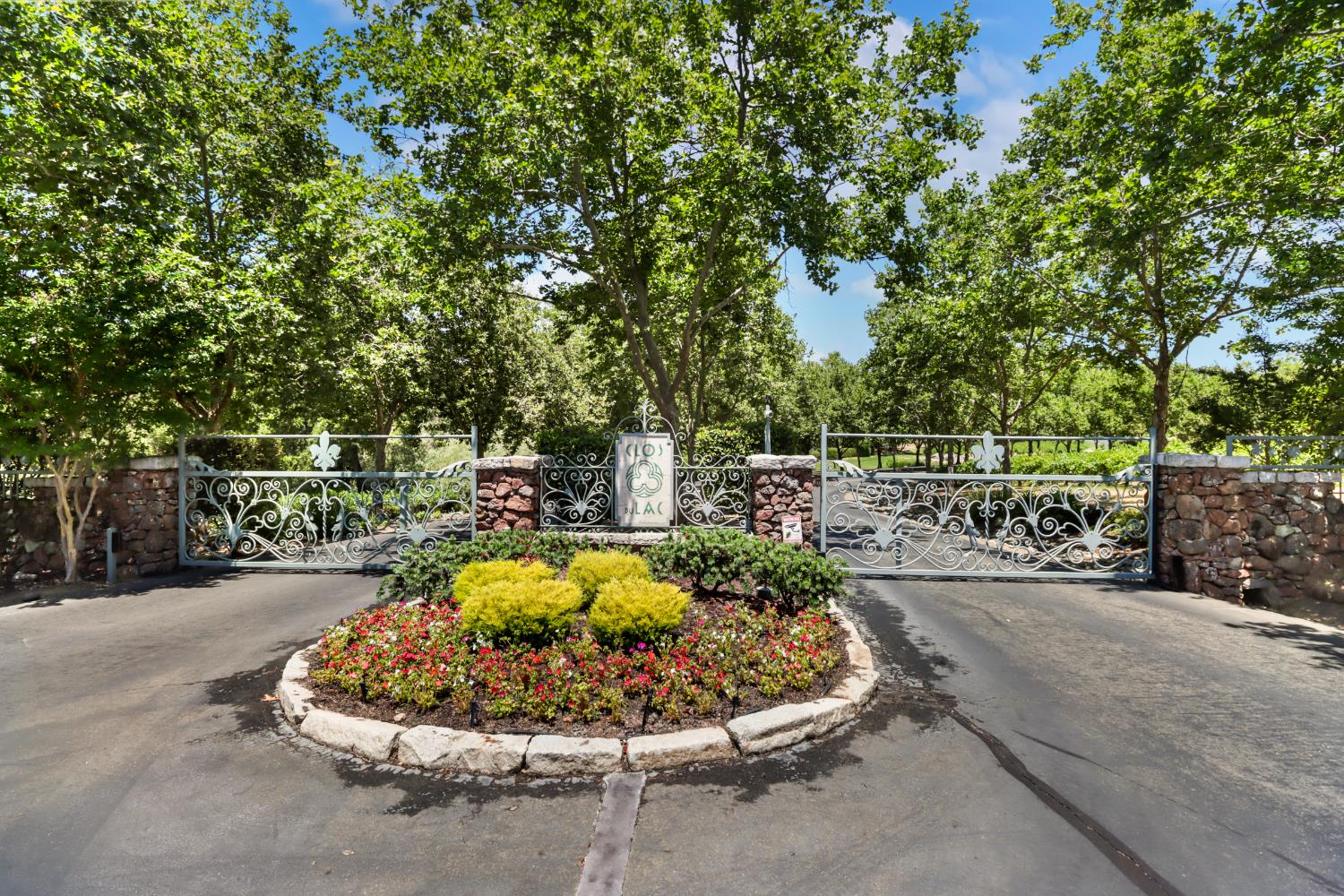 Detail Gallery Image 6 of 59 For 9661 Clos Du Lac Cir, Loomis,  CA 95650 - 4 Beds | 4/1 Baths