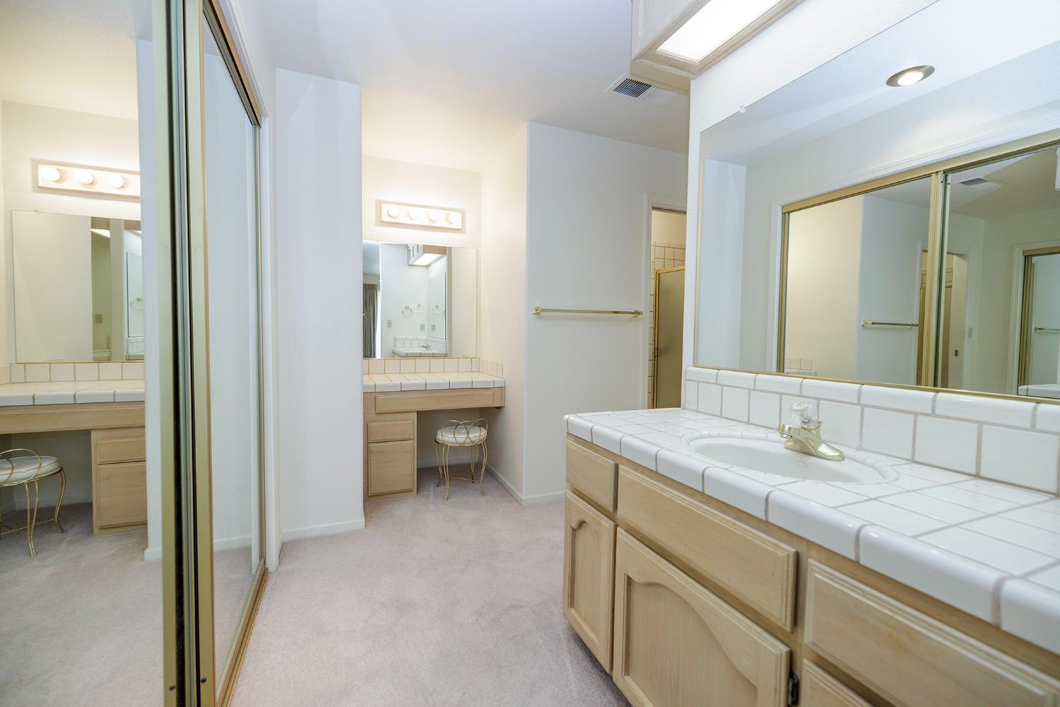 Detail Gallery Image 42 of 70 For 3709 Springcreek Dr, Modesto,  CA 95355 - 3 Beds | 2/1 Baths