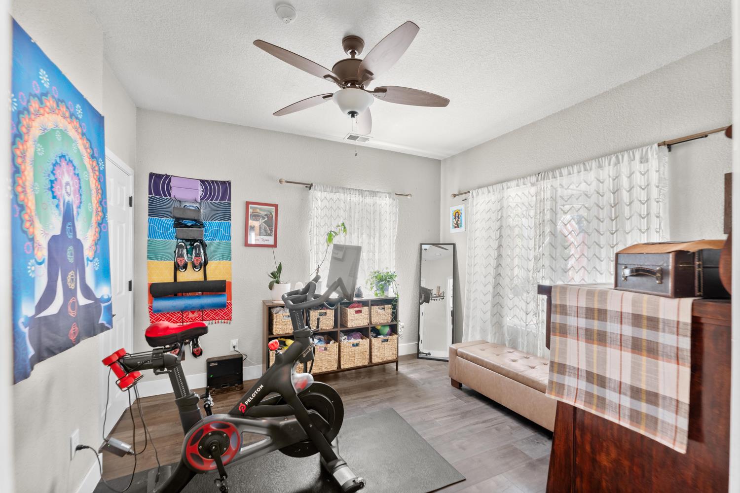 Detail Gallery Image 25 of 63 For 3641 5th Ave, Sacramento,  CA 95817 - 3 Beds | 1/1 Baths