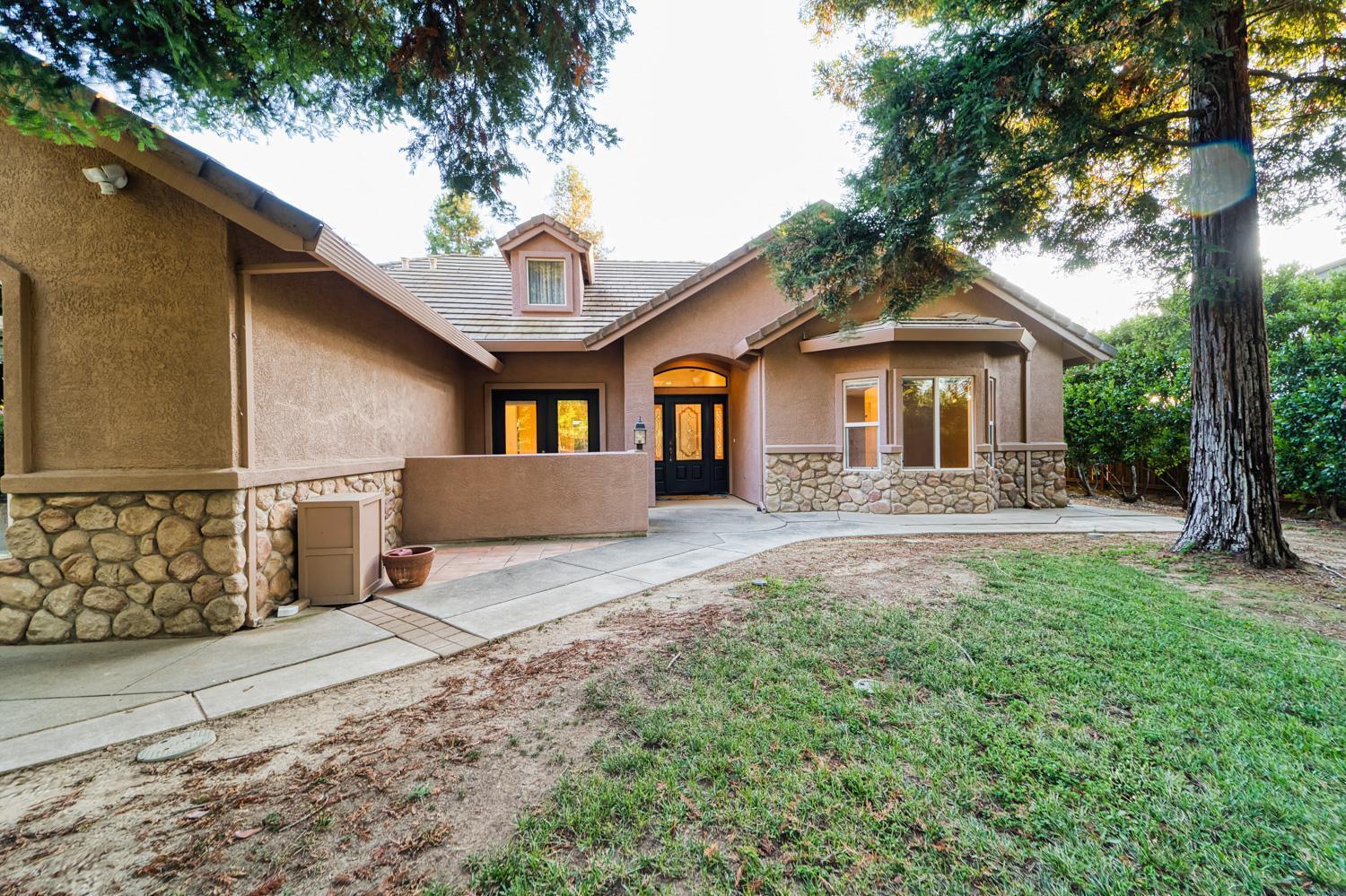 Detail Gallery Image 2 of 48 For 711 Saddleback Dr, Marysville,  CA 95901 - 3 Beds | 2/1 Baths