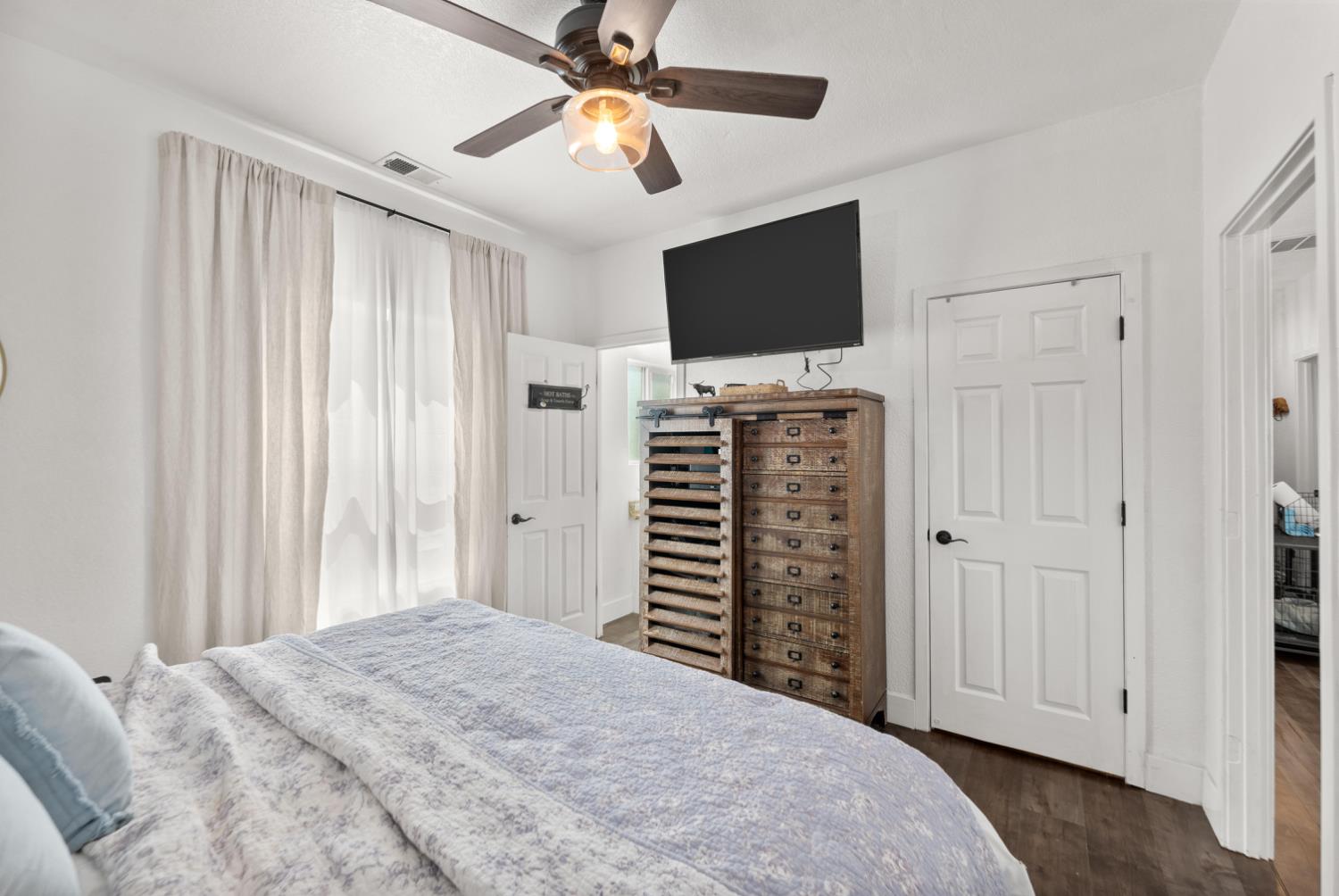Detail Gallery Image 21 of 63 For 3641 5th Ave, Sacramento,  CA 95817 - 3 Beds | 1/1 Baths