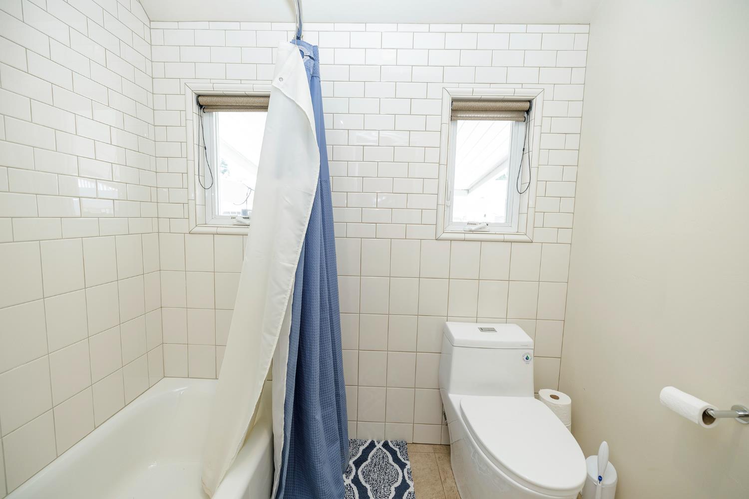 Detail Gallery Image 34 of 56 For 1009 Sycamore Ave, Modesto,  CA 95350 - 3 Beds | 2/1 Baths
