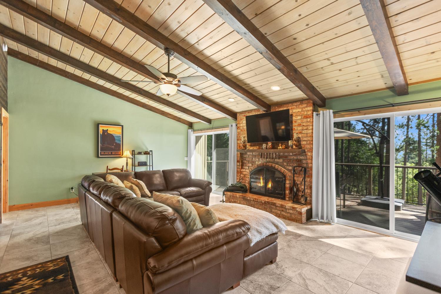 Detail Gallery Image 12 of 62 For 4414 Sierra Springs Dr, Pollock Pines,  CA 95726 - 2 Beds | 2 Baths