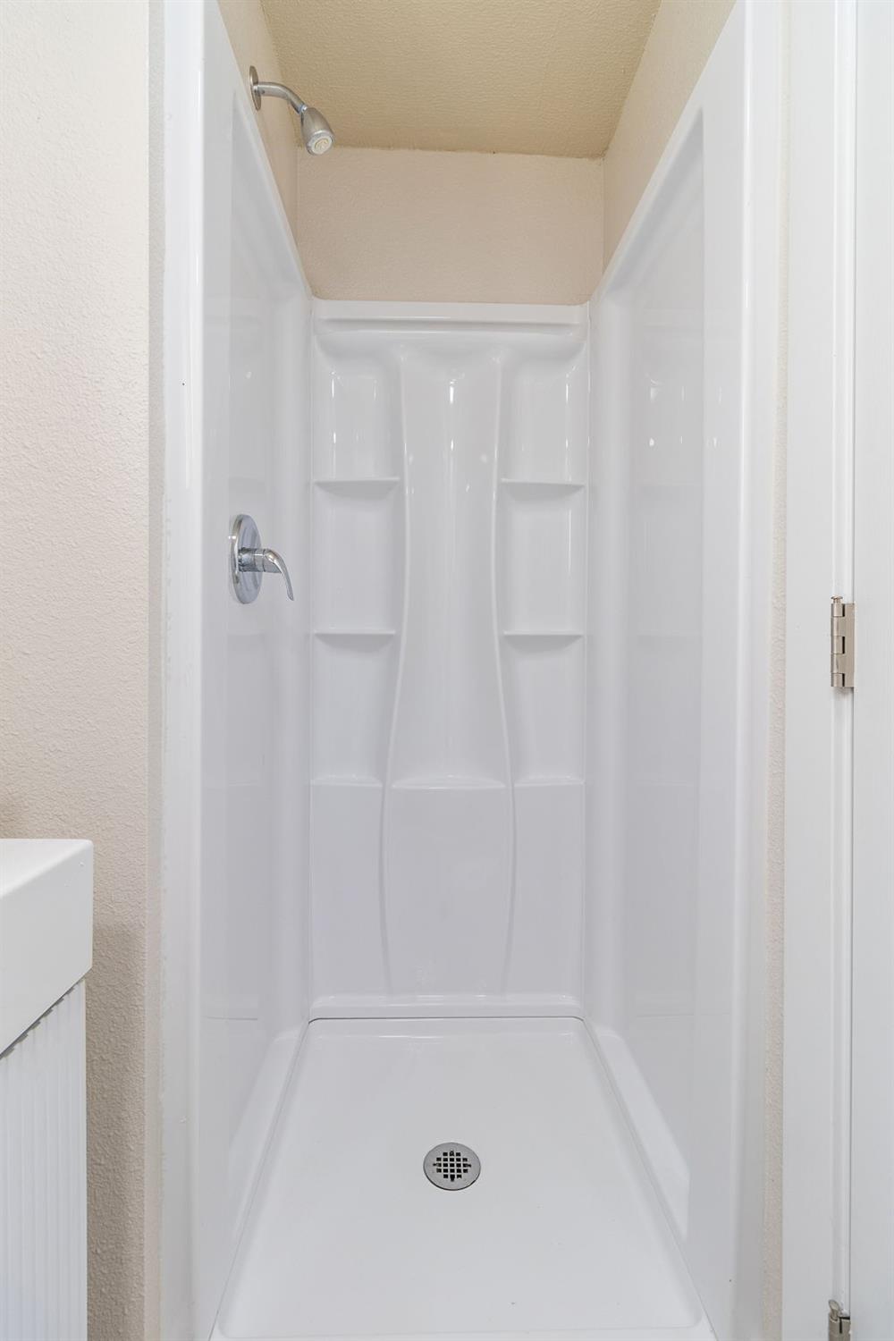 Detail Gallery Image 5 of 15 For 828 Olivina Ave 11, Livermore,  CA 94551 - 2 Beds | 1/1 Baths
