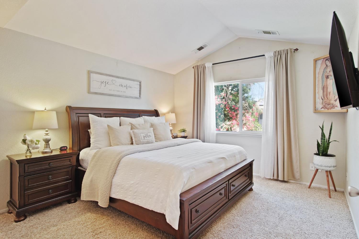 Detail Gallery Image 25 of 39 For 3009 Glen Grove Ct, Ceres,  CA 95307 - 5 Beds | 3 Baths