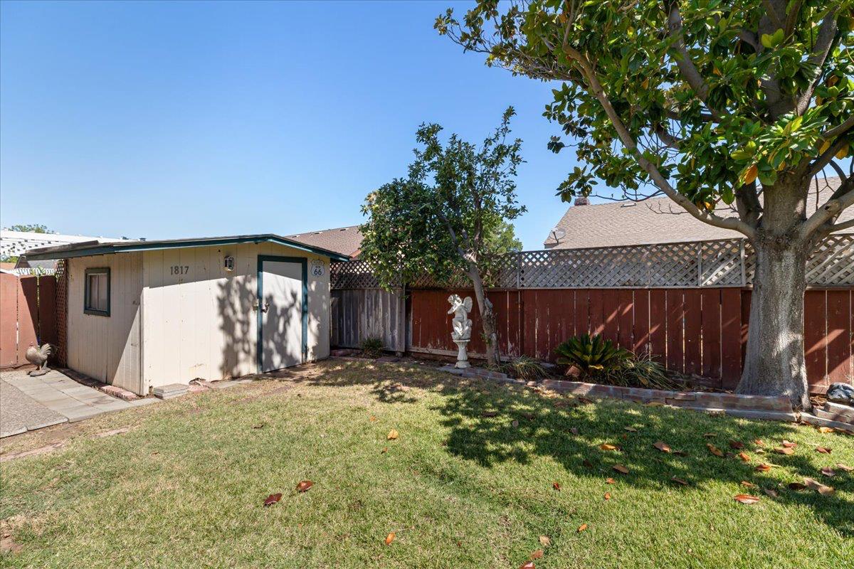 Detail Gallery Image 40 of 48 For 1817 Sauvignon Dr, Modesto,  CA 95351 - 3 Beds | 2 Baths