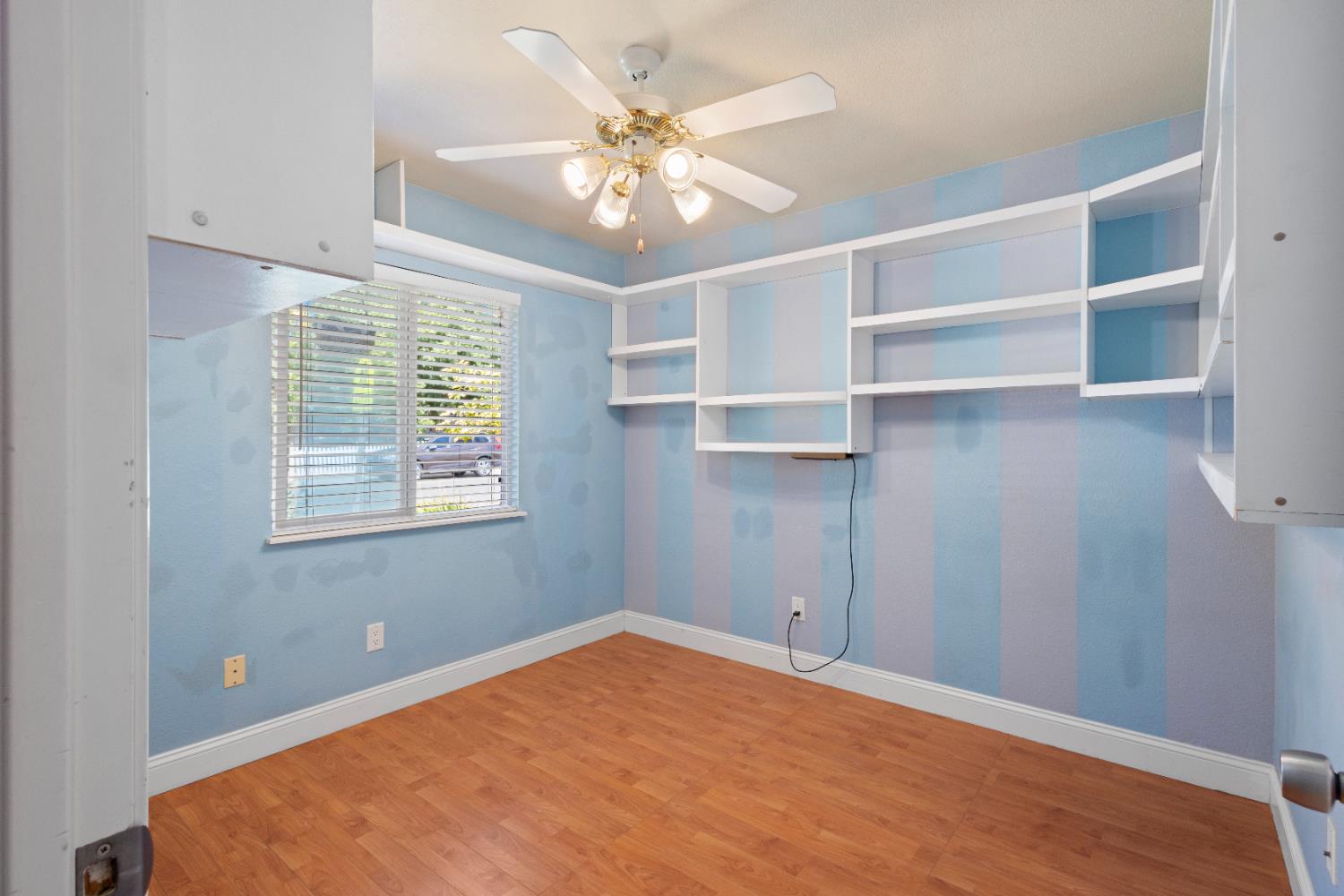 Detail Gallery Image 21 of 64 For 6732 Bismarck Dr, North Highlands,  CA 95660 - 5 Beds | 2/1 Baths