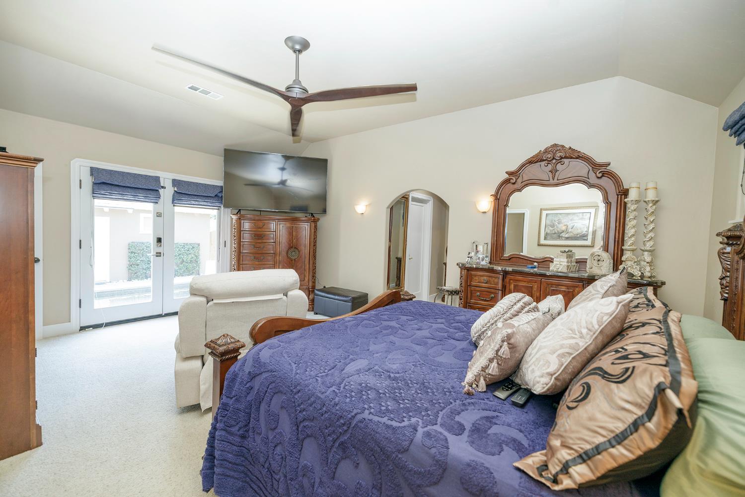 Detail Gallery Image 25 of 56 For 1009 Sycamore Ave, Modesto,  CA 95350 - 3 Beds | 2/1 Baths