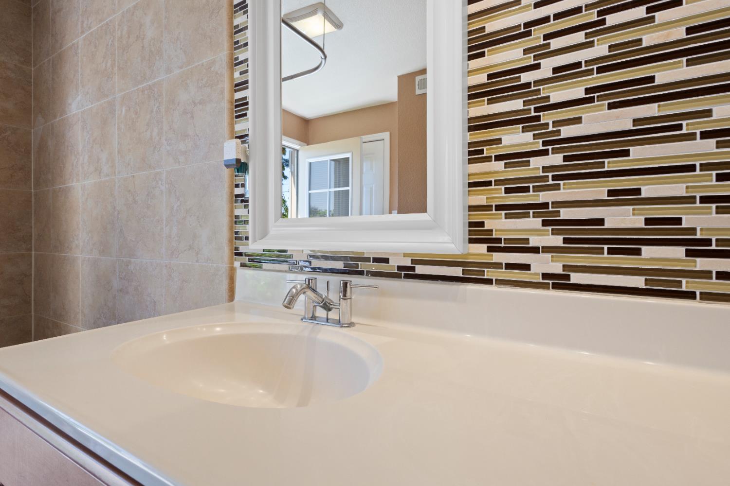 Detail Gallery Image 41 of 64 For 6732 Bismarck Dr, North Highlands,  CA 95660 - 5 Beds | 2/1 Baths