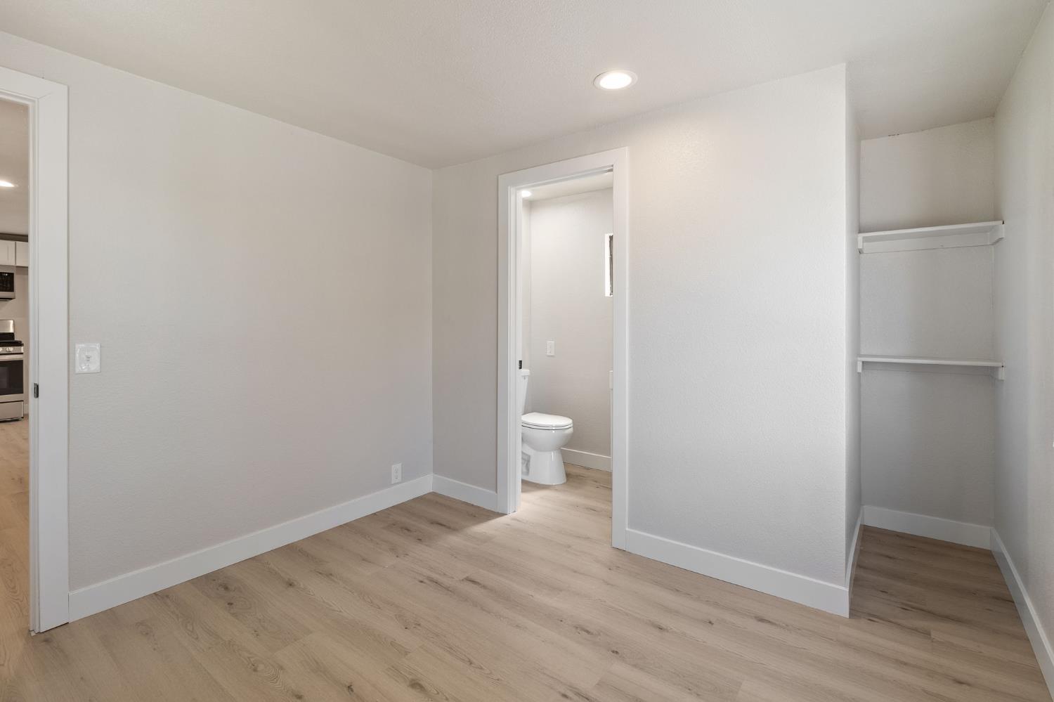 Detail Gallery Image 7 of 15 For 828 Olivina Ave 11, Livermore,  CA 94551 - 2 Beds | 1/1 Baths