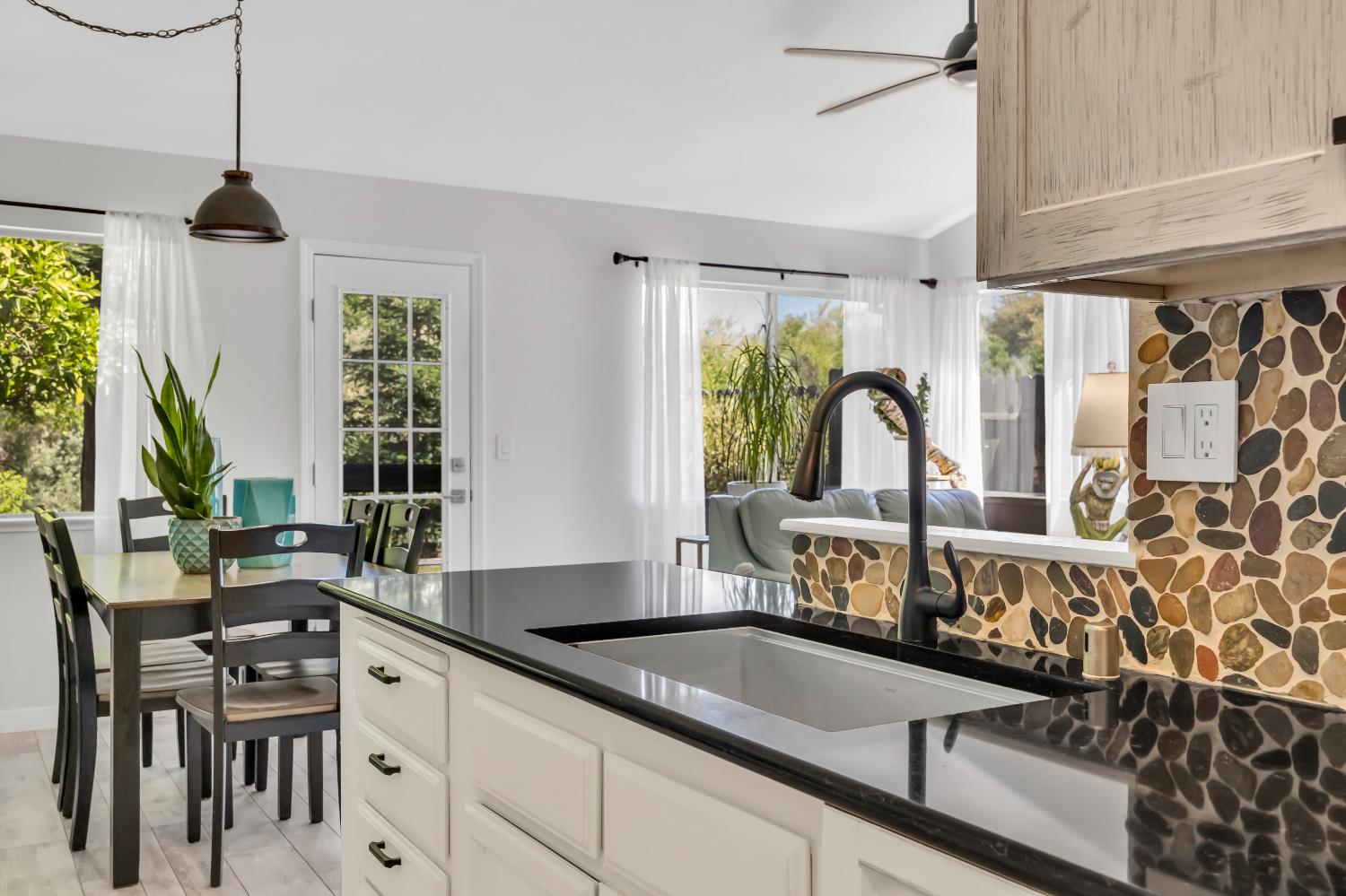 Detail Gallery Image 20 of 57 For 5112 Charter Ct, Rocklin,  CA 95765 - 4 Beds | 2 Baths